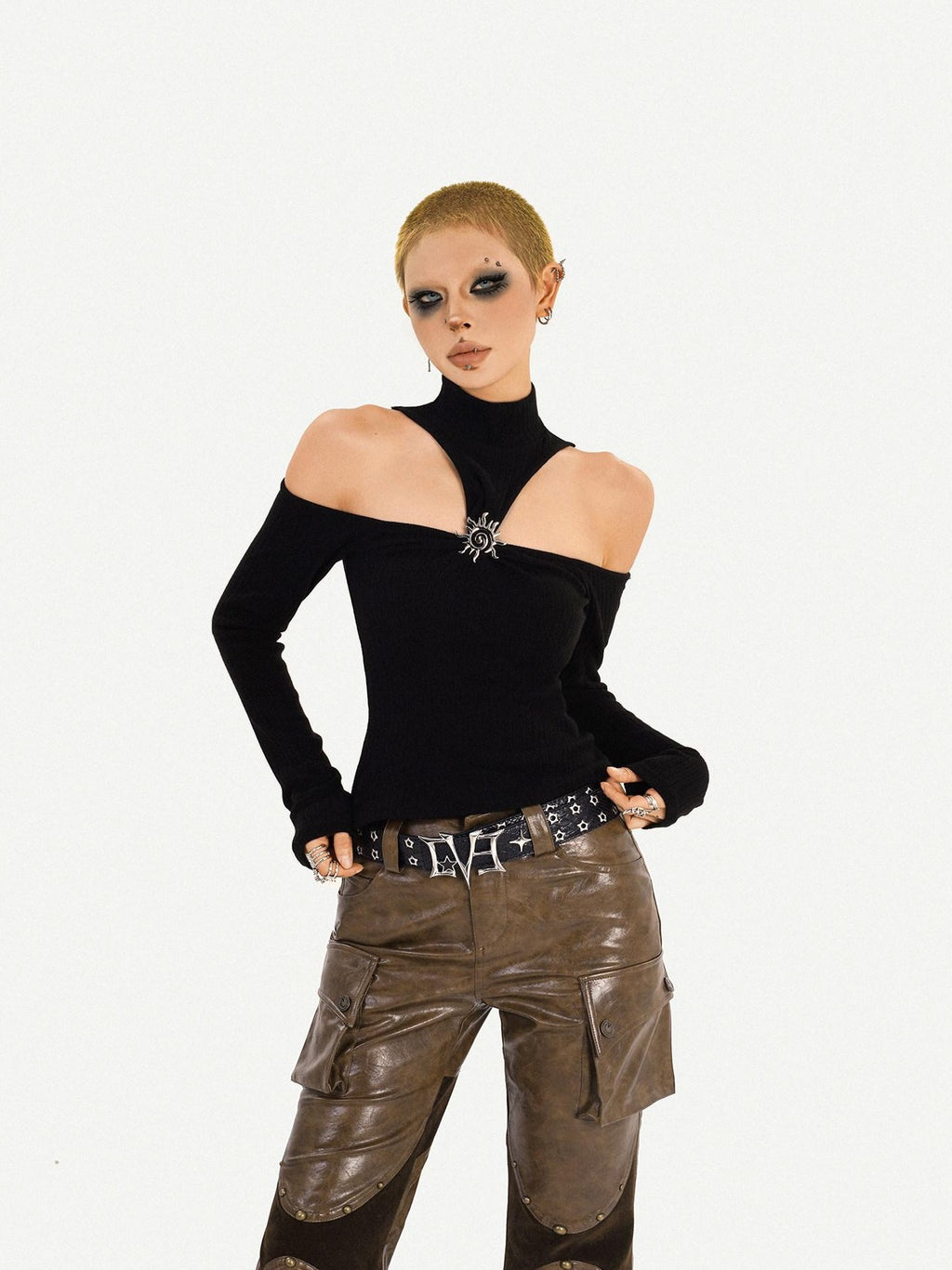 Nico Molly Black Cutout Halter Off Shoulder Women's Cotton Blend Long Sleeve T-shirts