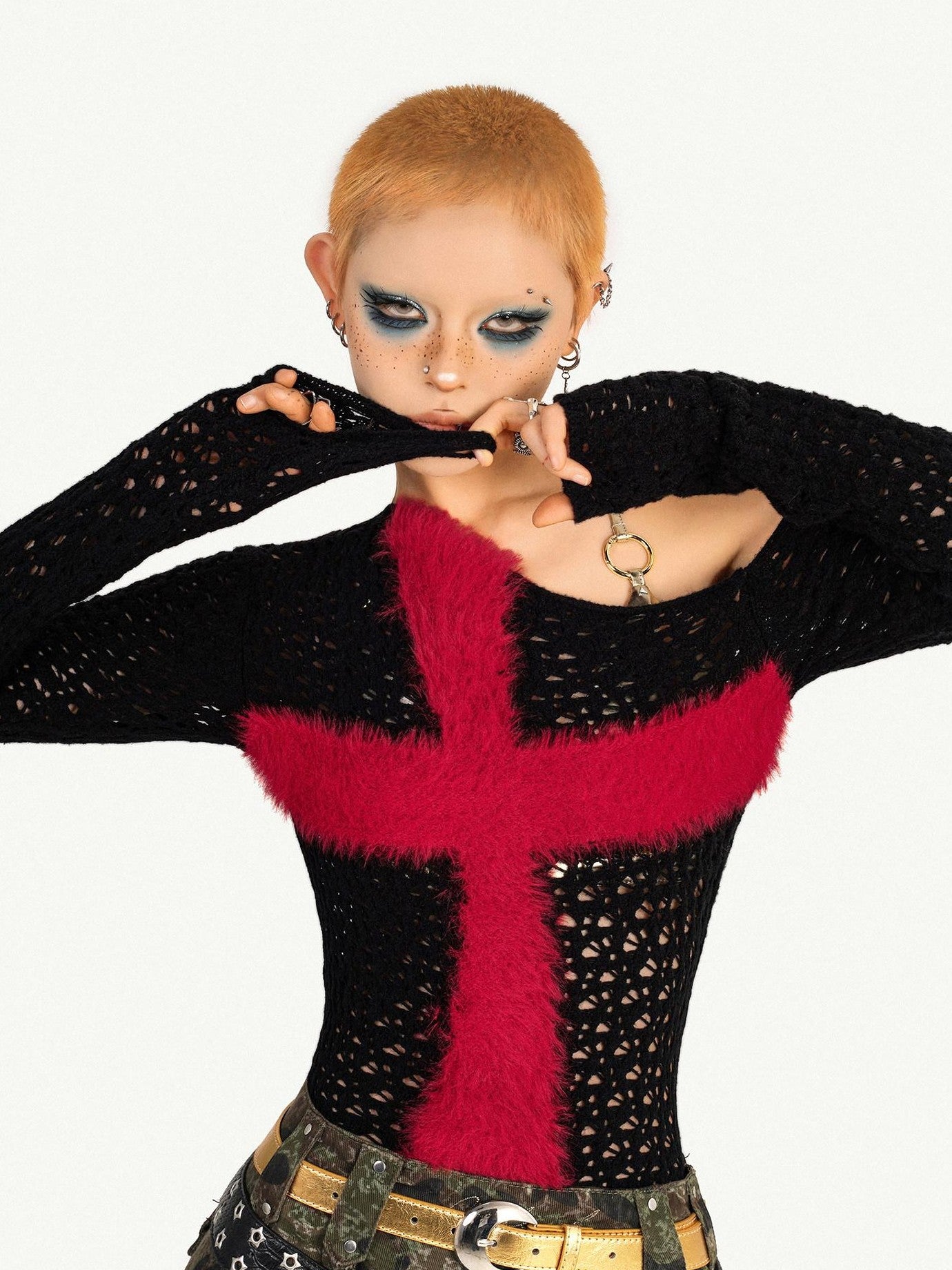 Nico Molly Black Red Cutout Fishnet Cross One Shoulder Women's Knit Long Sleeve T-shirts