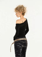 Nico Molly Black Rhinestone Print One Shoulder Women's Long Sleeve T-shirts