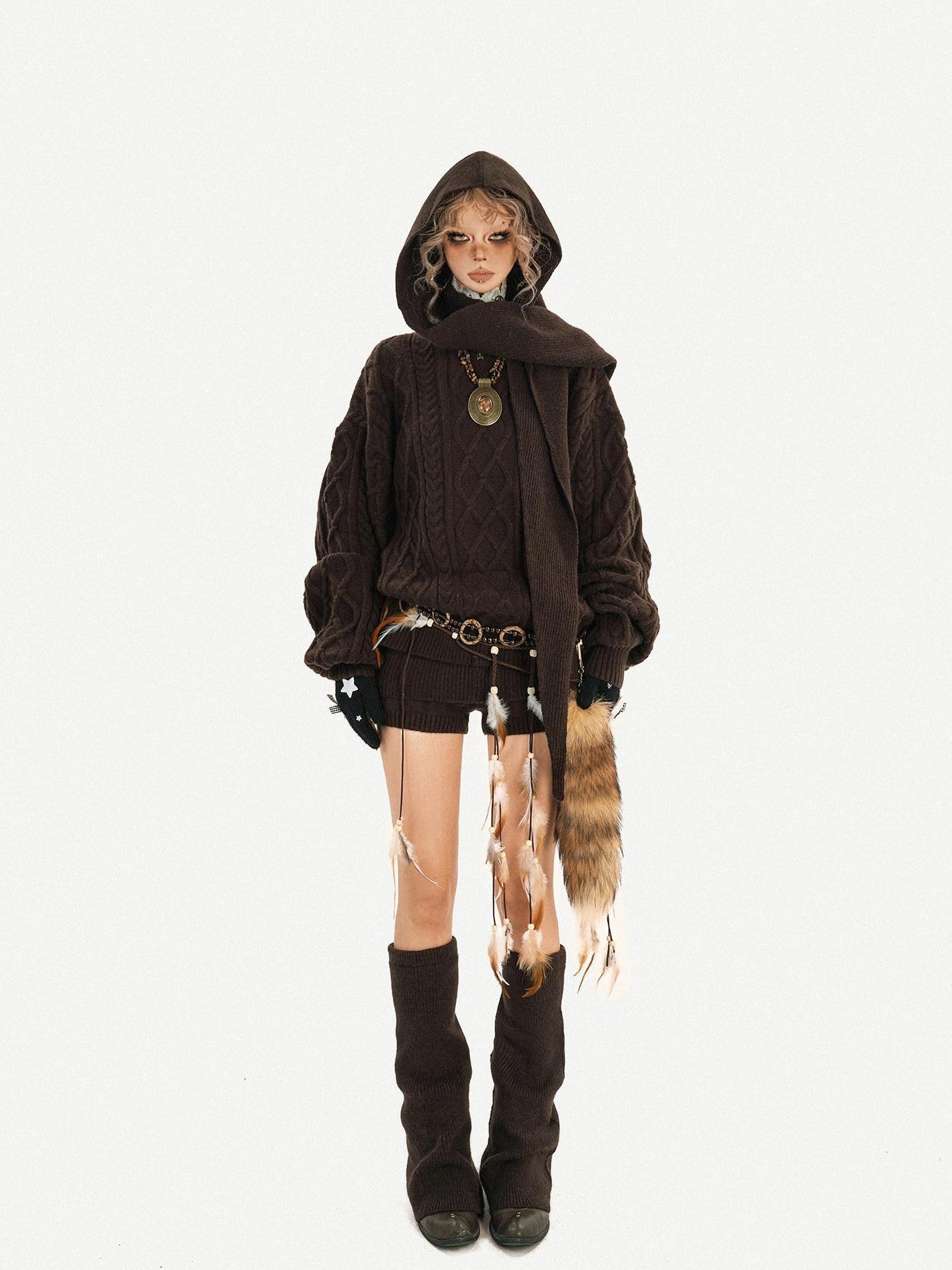 Nico Molly Chestnut Knitted Crewneck Loose Women's Low Waist Top & Shorts Sets