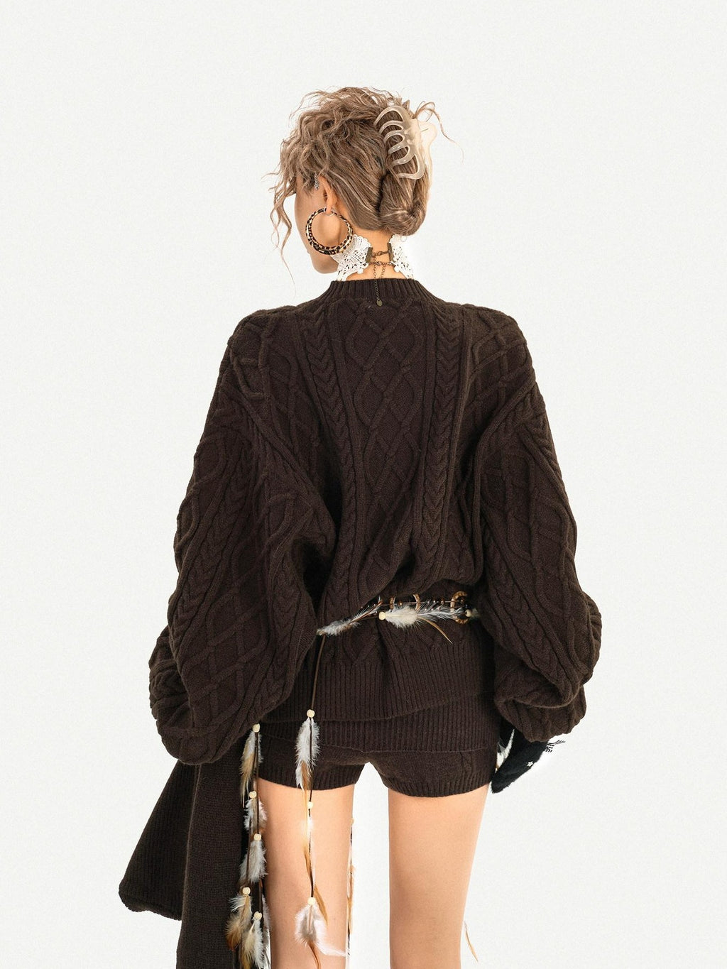 Nico Molly Chestnut Knitted Crewneck Loose Women's Low Waist Top & Shorts Sets