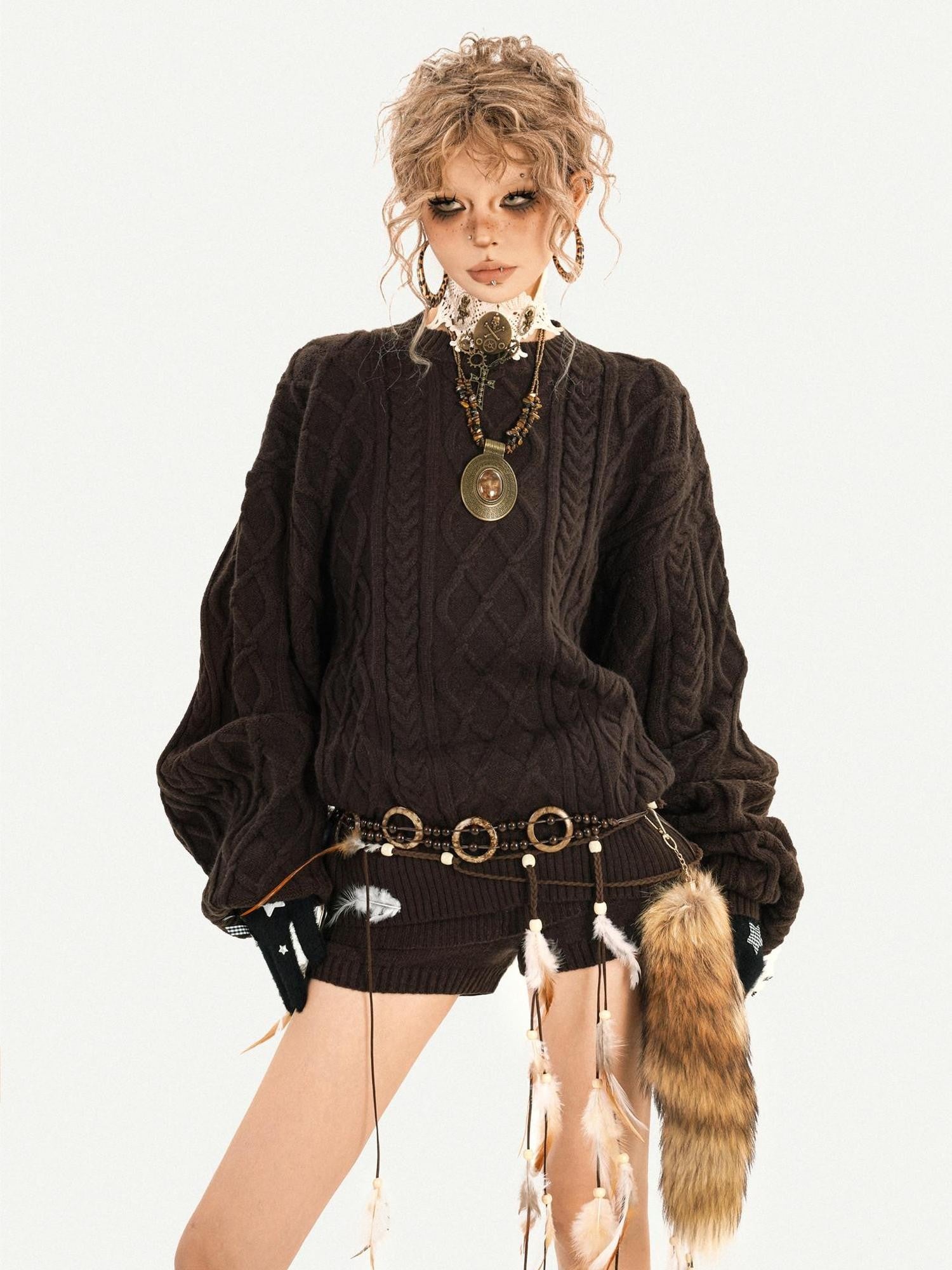 Nico Molly Chestnut Knitted Crewneck Loose Women's Low Waist Top & Shorts Sets