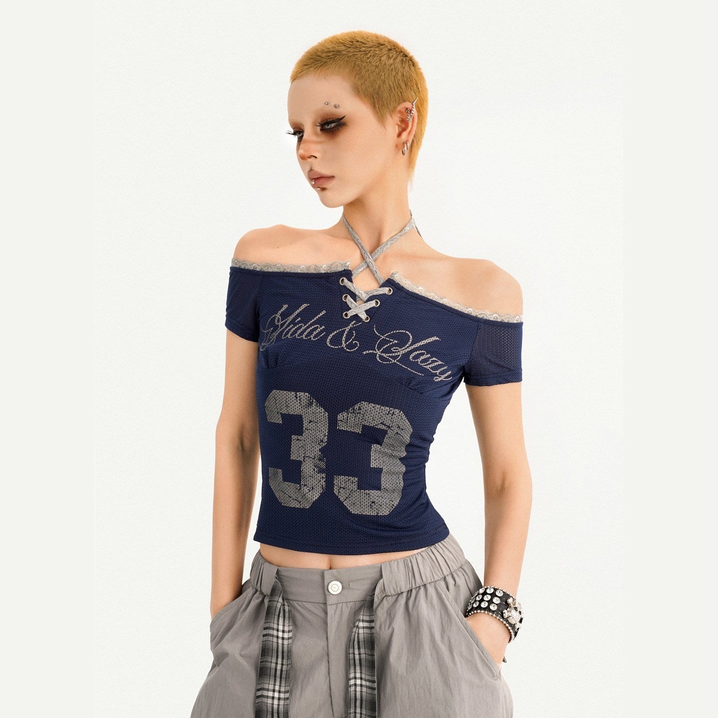 Nico_Molly_Gray_Printed_Off_Shoulder_Halter_Tie_Cropped_Slim_Women's_Short_Sleeve_T-shirts_1032629152742_MISSTT