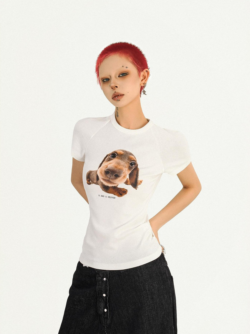 Nico Molly Retro Puppy Print Slim Fit Crew Neck Women's Short Sleeve T-shirts