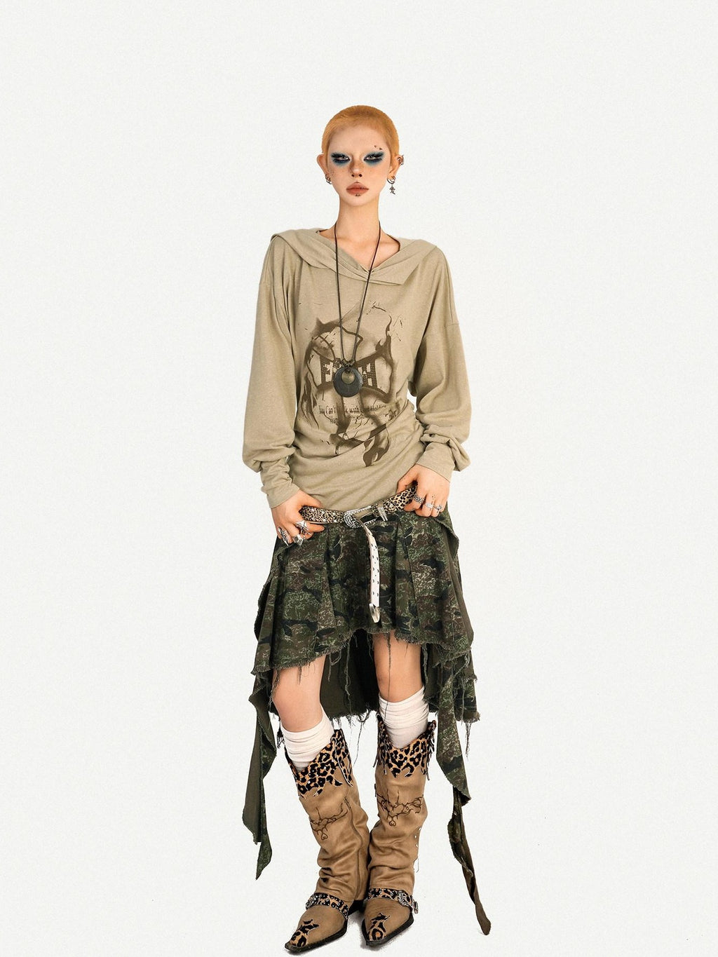 Nico Molly Skull Print Hooded Vintage Women's Poly Blend Long Sleeve T-shirts