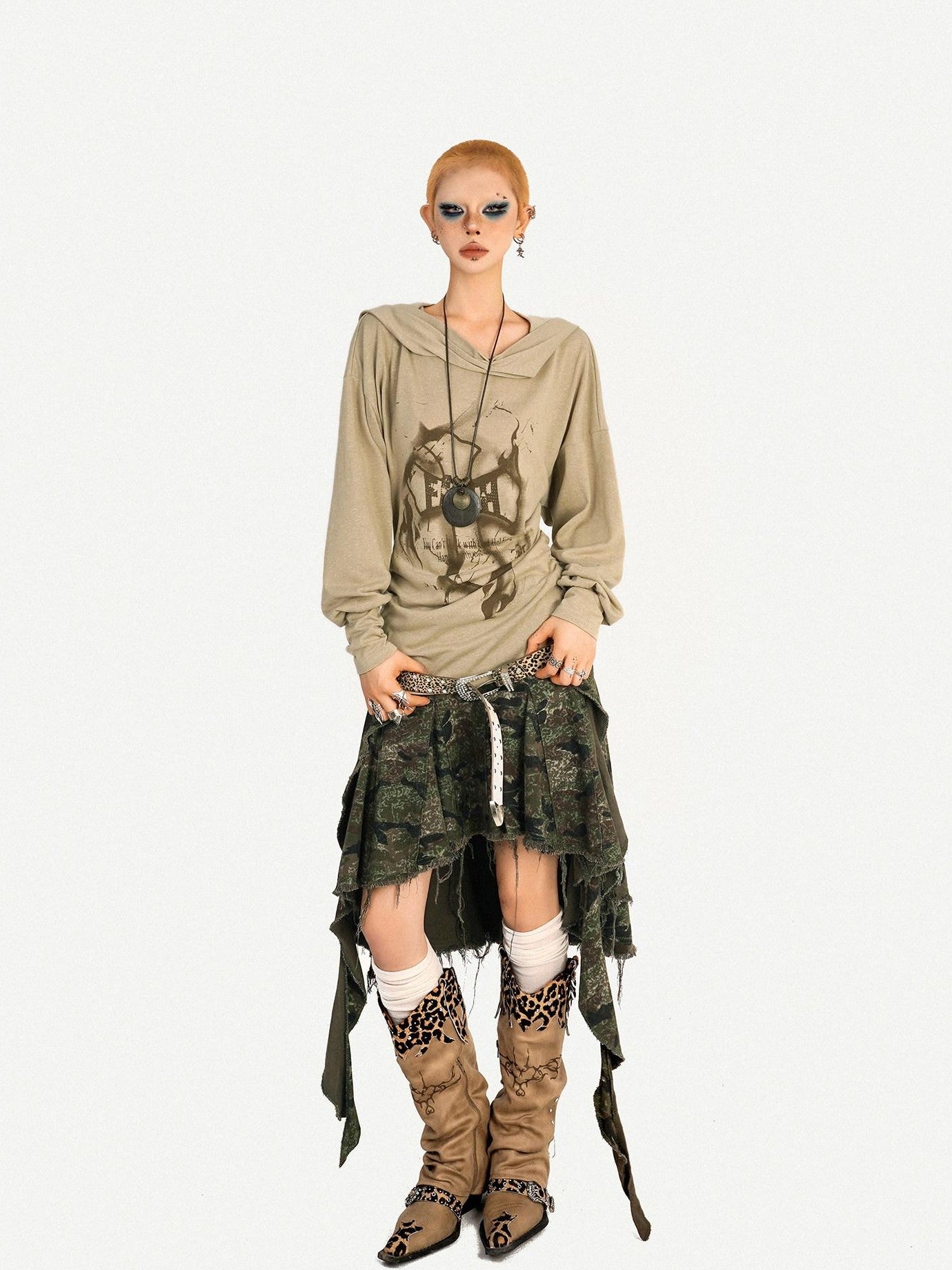 Nico Molly Skull Print Hooded Vintage Women's Poly Blend Long Sleeve T-shirts