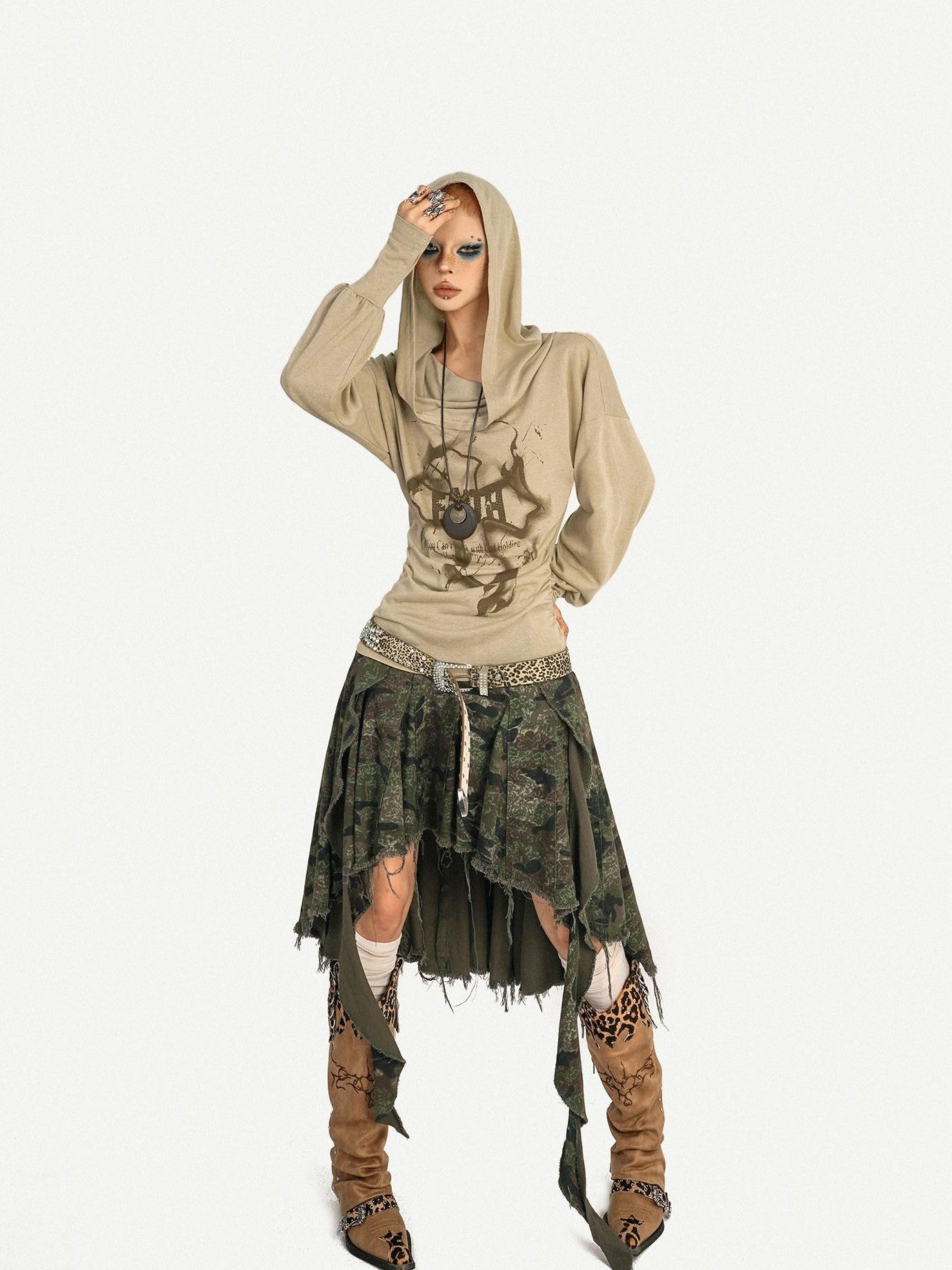 Nico Molly Skull Print Hooded Vintage Women's Poly Blend Long Sleeve T-shirts