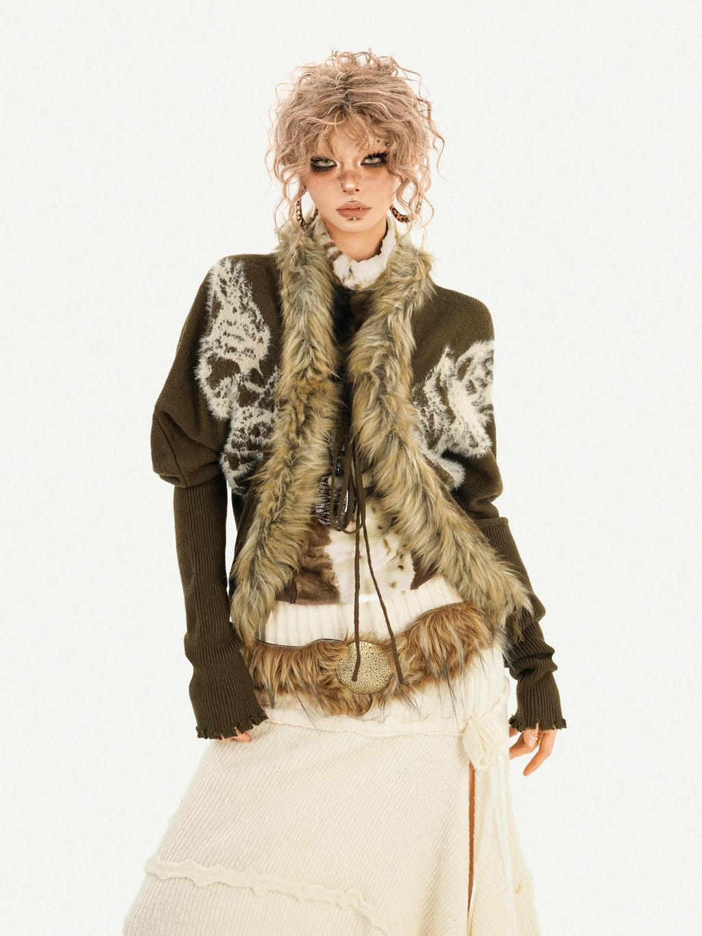 Nico Molly Vintage Pattern Fur Collar Batwing Sleeves Women's Knit Loose Fit Cardigans