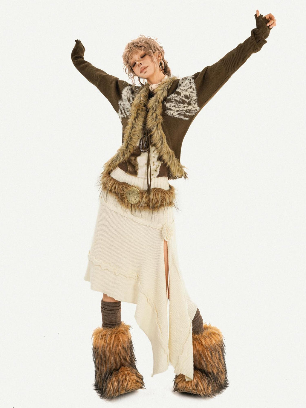 Nico Molly Vintage Pattern Fur Collar Batwing Sleeves Women's Knit Loose Fit Cardigans