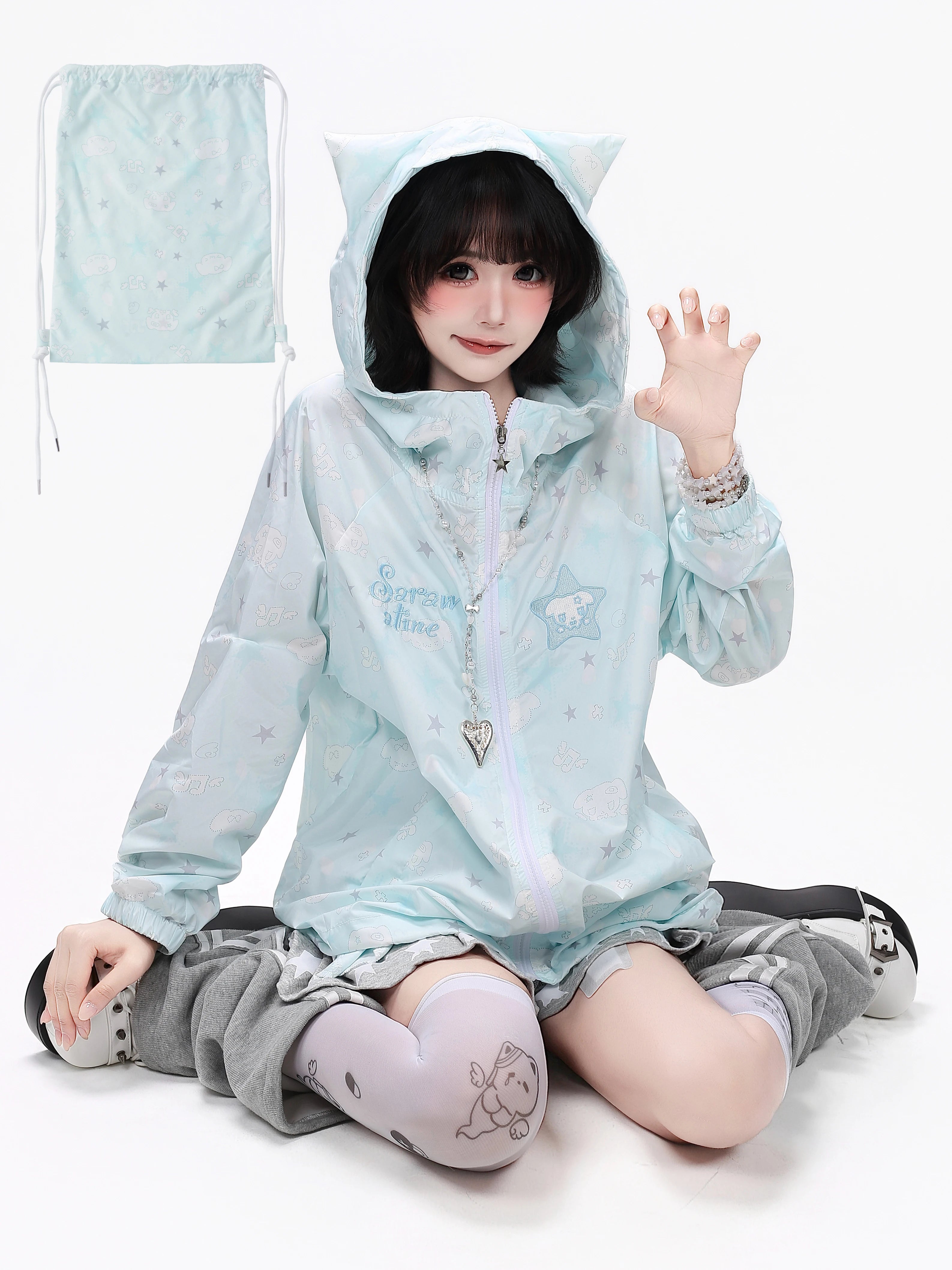 CRAZYGIRL_Allover_Star_Print_Hooded_Loose_Women's_Uv_Protection_Lightweight_Jackets_1052074319335_MISSTT