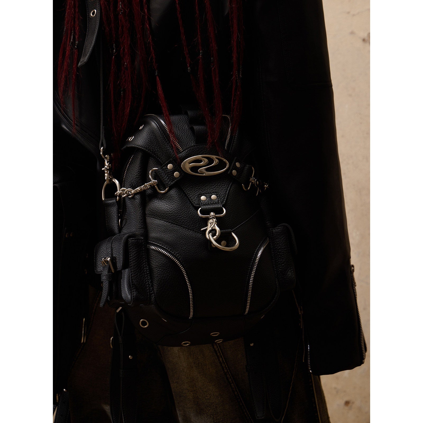PERSONSOUL_Beetle_Inspired_Sculptural_Modern_Neutral_Women's_Calfskin_Leather_Backpack_745902947973_MISSTT