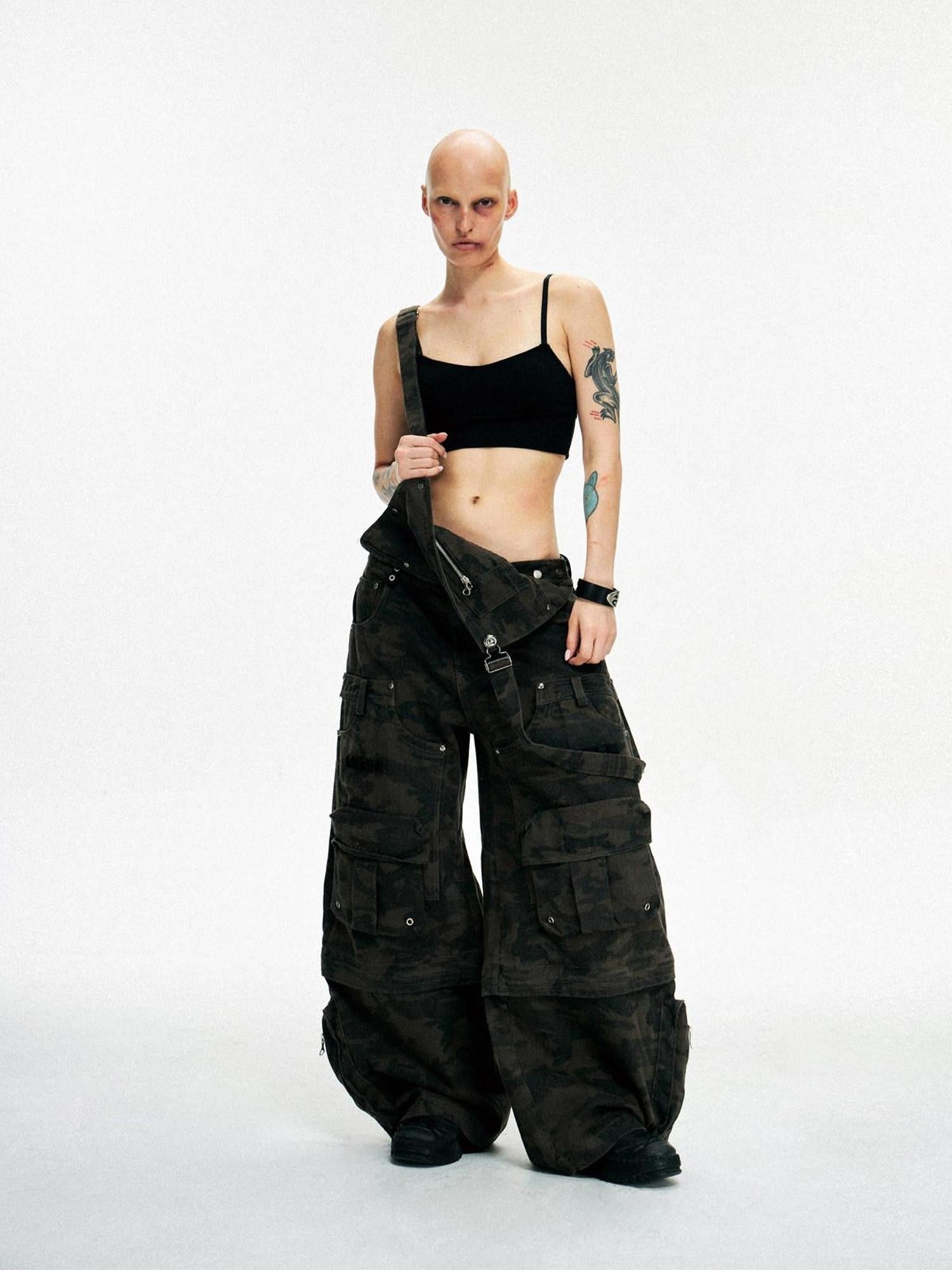 PERSONSOUL Black Camo Three In One Detachable Straps Cargo Women's Cotton Wide-leg Pants