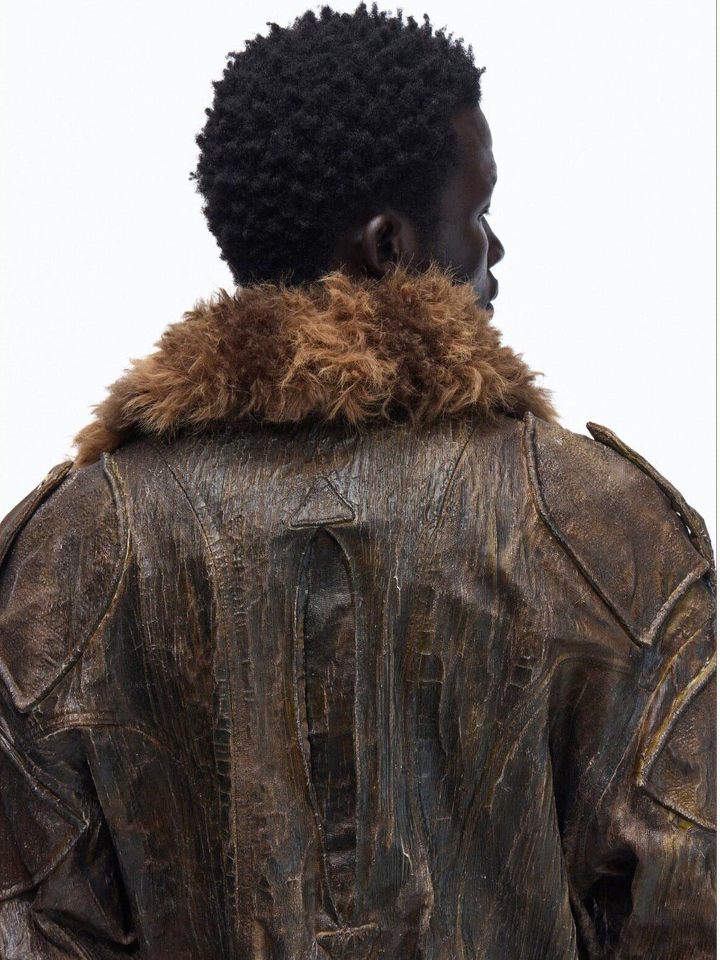 PERSONSOUL Waxed Brown Distressed Detachable Fur Collar Women's Cotton Utility Jackets