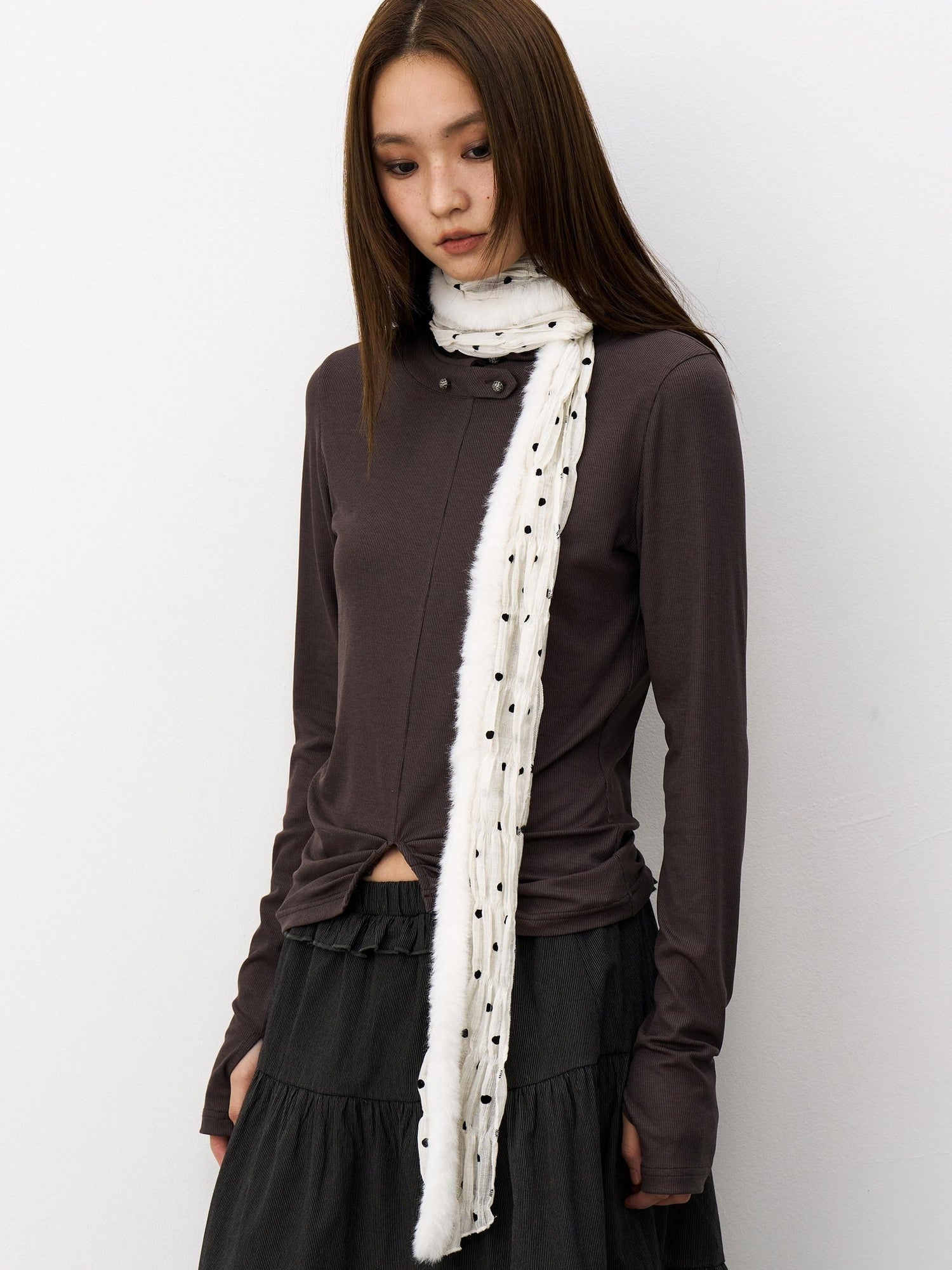 THELIGHT OFFICIAL Black And White Polka Dot Plush Patchwork Women's Cotton Blend Scarves & Shawls