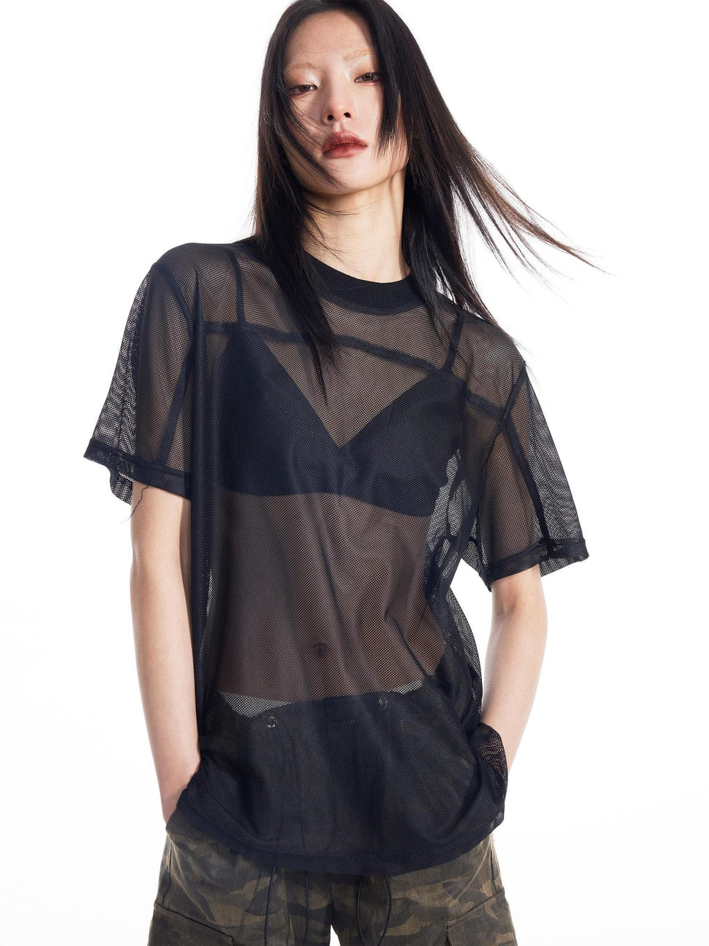 THELIGHT OFFICIAL Black And White Solid Cutout Mesh Women's Polyester Long Sleeve T-shirts