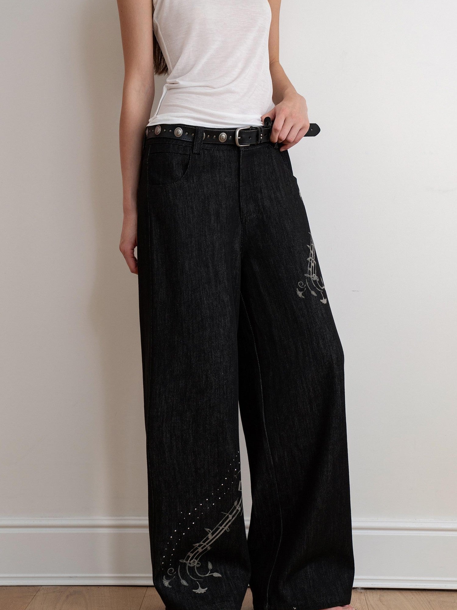 THELIGHT OFFICIAL Black Musical Note Print Relaxed Women's Cotton Wide-leg Jeans