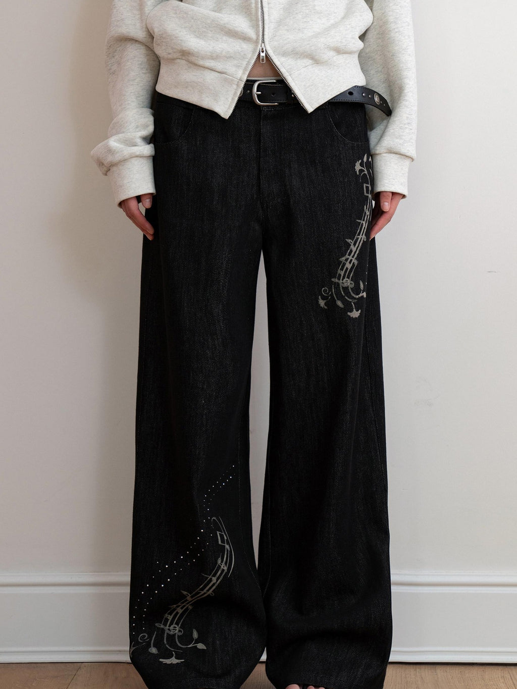 THELIGHT OFFICIAL Black Musical Note Print Relaxed Women's Cotton Wide-leg Jeans