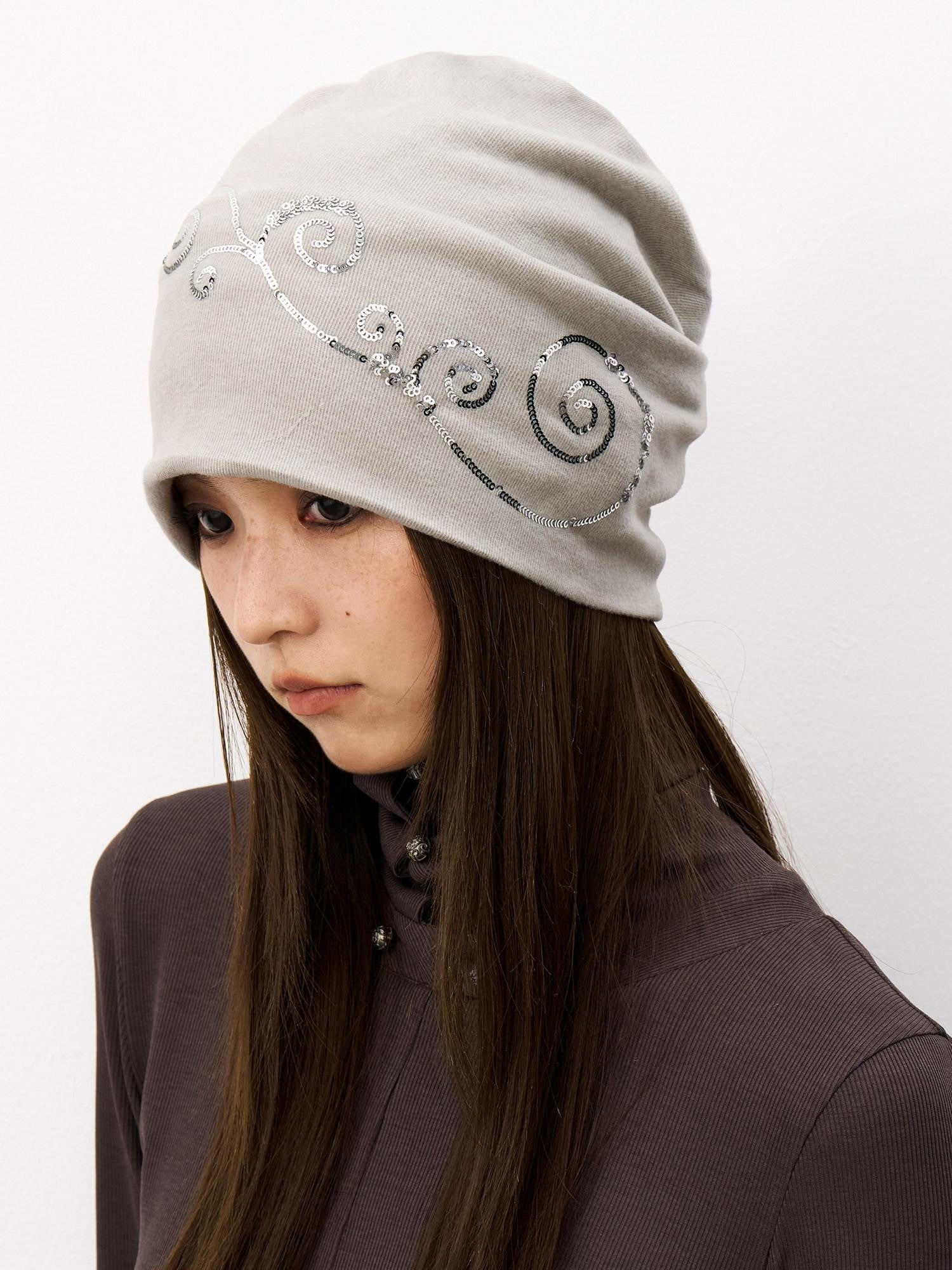 THELIGHT OFFICIAL Black Totem Swirl Sequin Chunky Knitted Stacked Women's Knit Hats