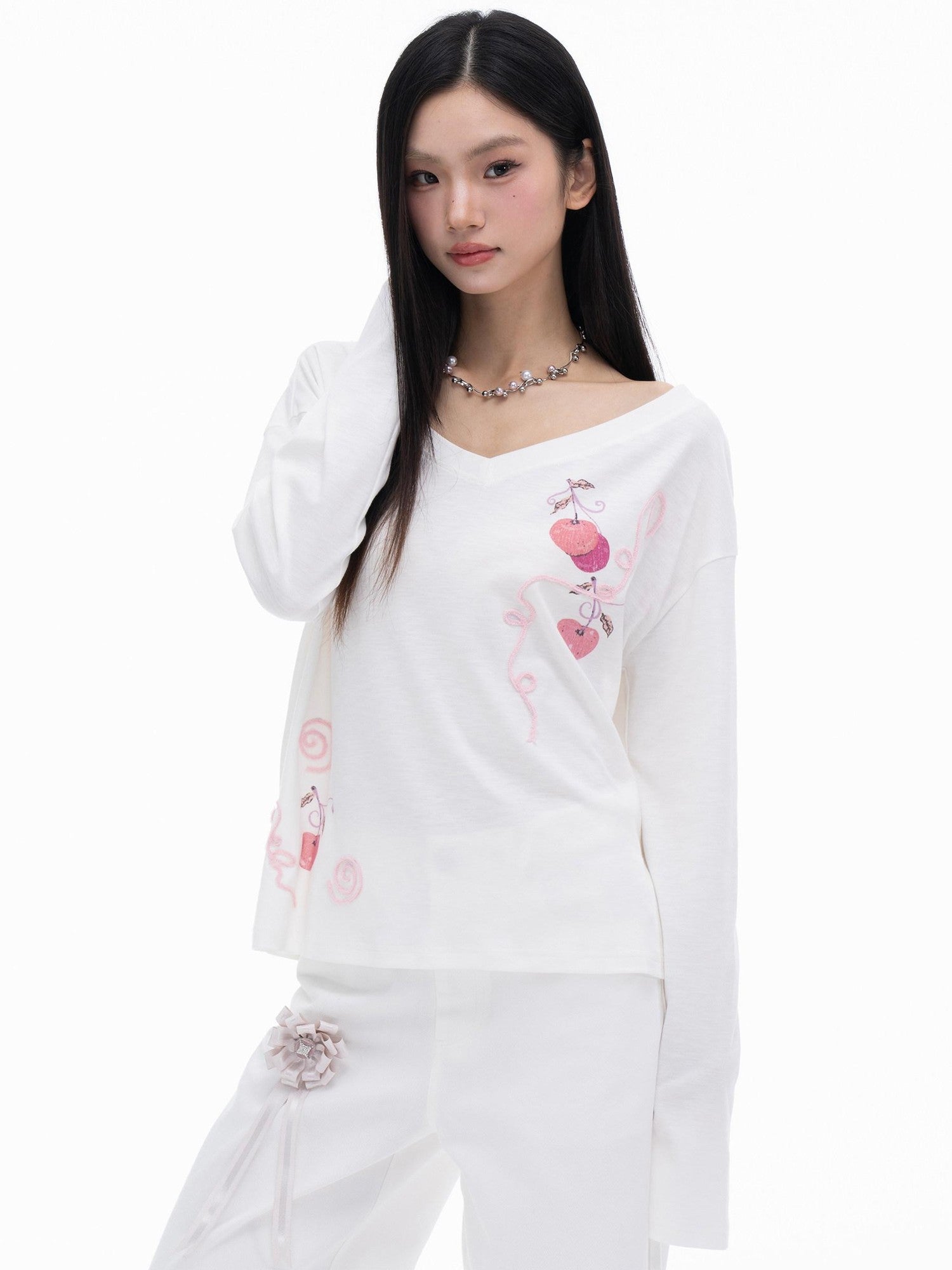 THELIGHT OFFICIAL Cherry Swirl Embroidered V-neck Print Women's Cotton Blend Long Sleeve T-shirts