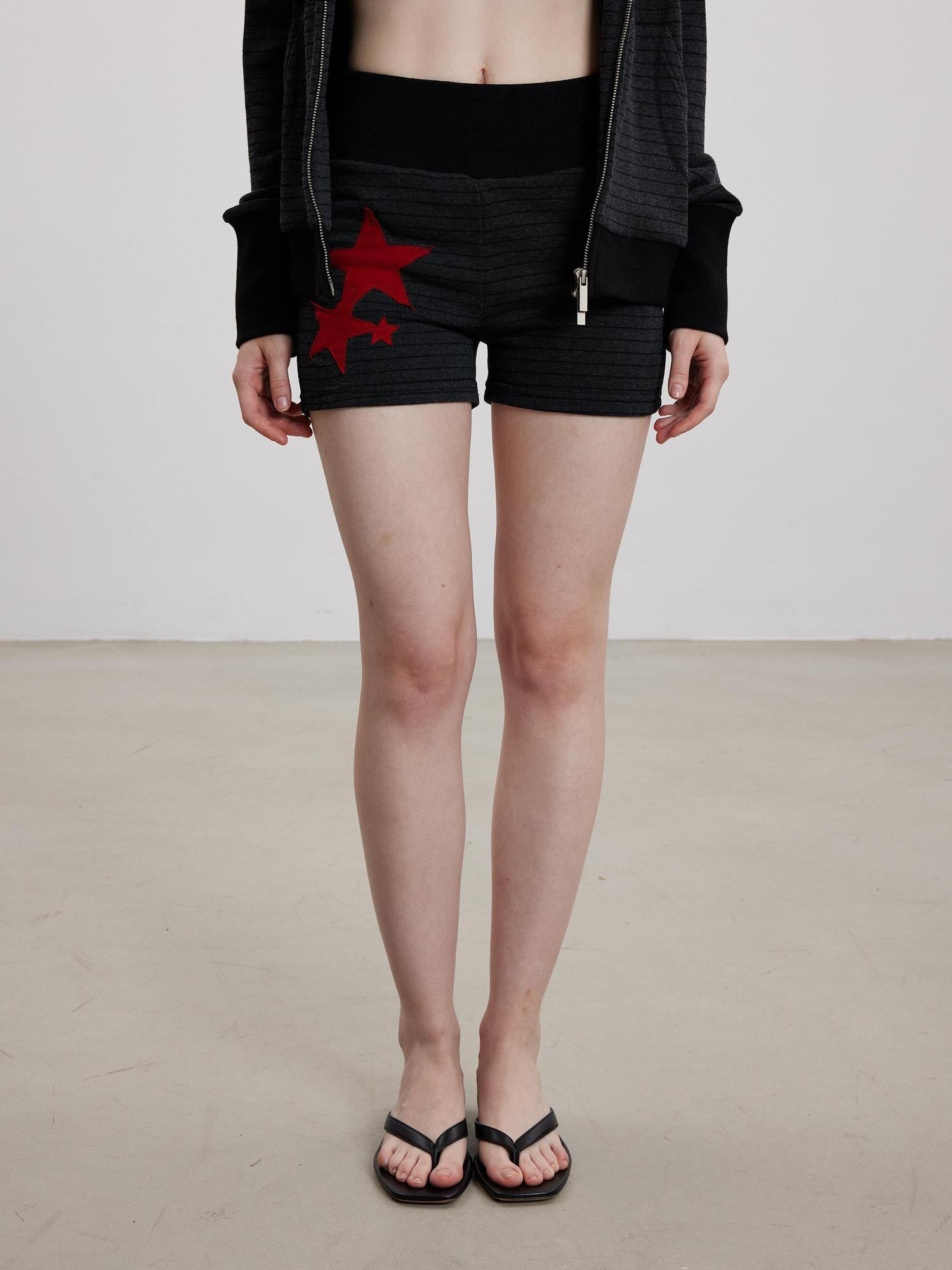 THELIGHT OFFICIAL Dark Gray Star Applique Vintage High Waist Women's Polyester Short Trousers