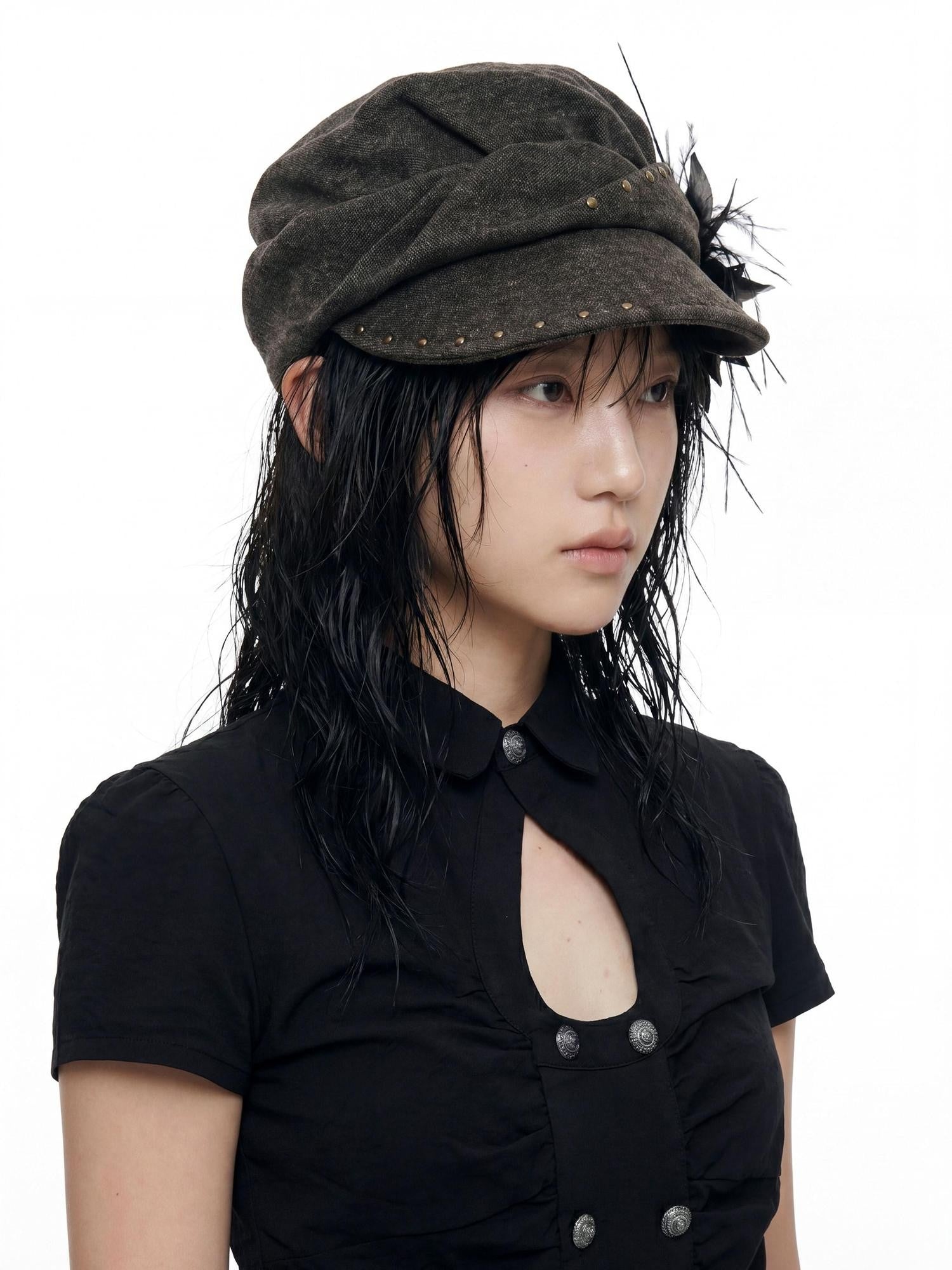 THELIGHT OFFICIAL Detachable Feather Flower Pleated Stud Octagonal Beret Women's Brown Hats
