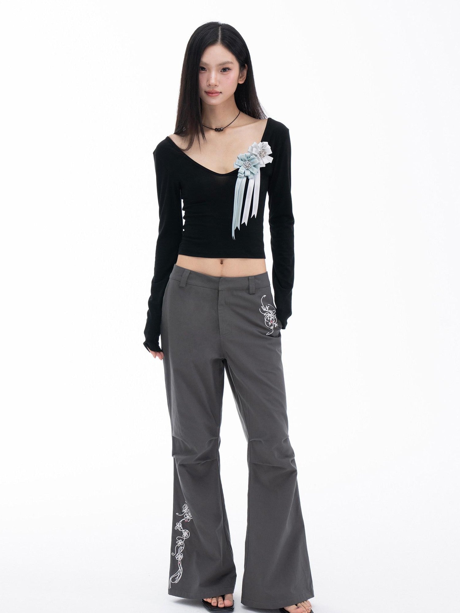 THELIGHT OFFICIAL Gray 3d Embroidery Rhinestone Women's Cotton Lyocell Blend Flare Pants