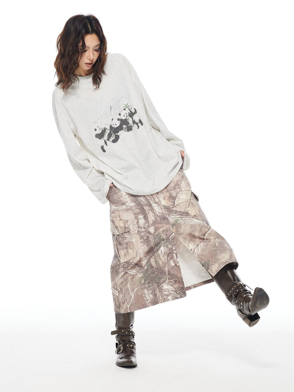 THELIGHT OFFICIAL Heather Gray Thin Panda Graphic Loose Round Neck Women's Long Sleeve T-shirts