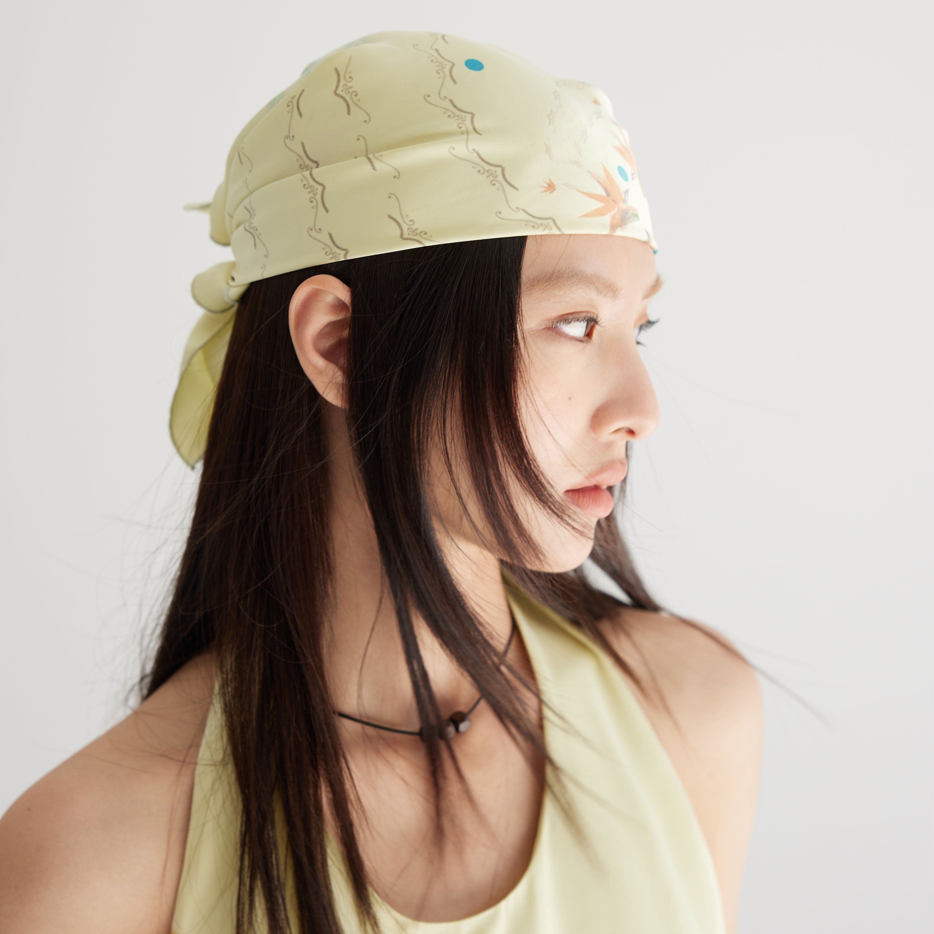 THELIGHT OFFICIAL Light Yellow Floral Bohemian Square Scarf Women's Lightweight Headscarf Hats 892316423210