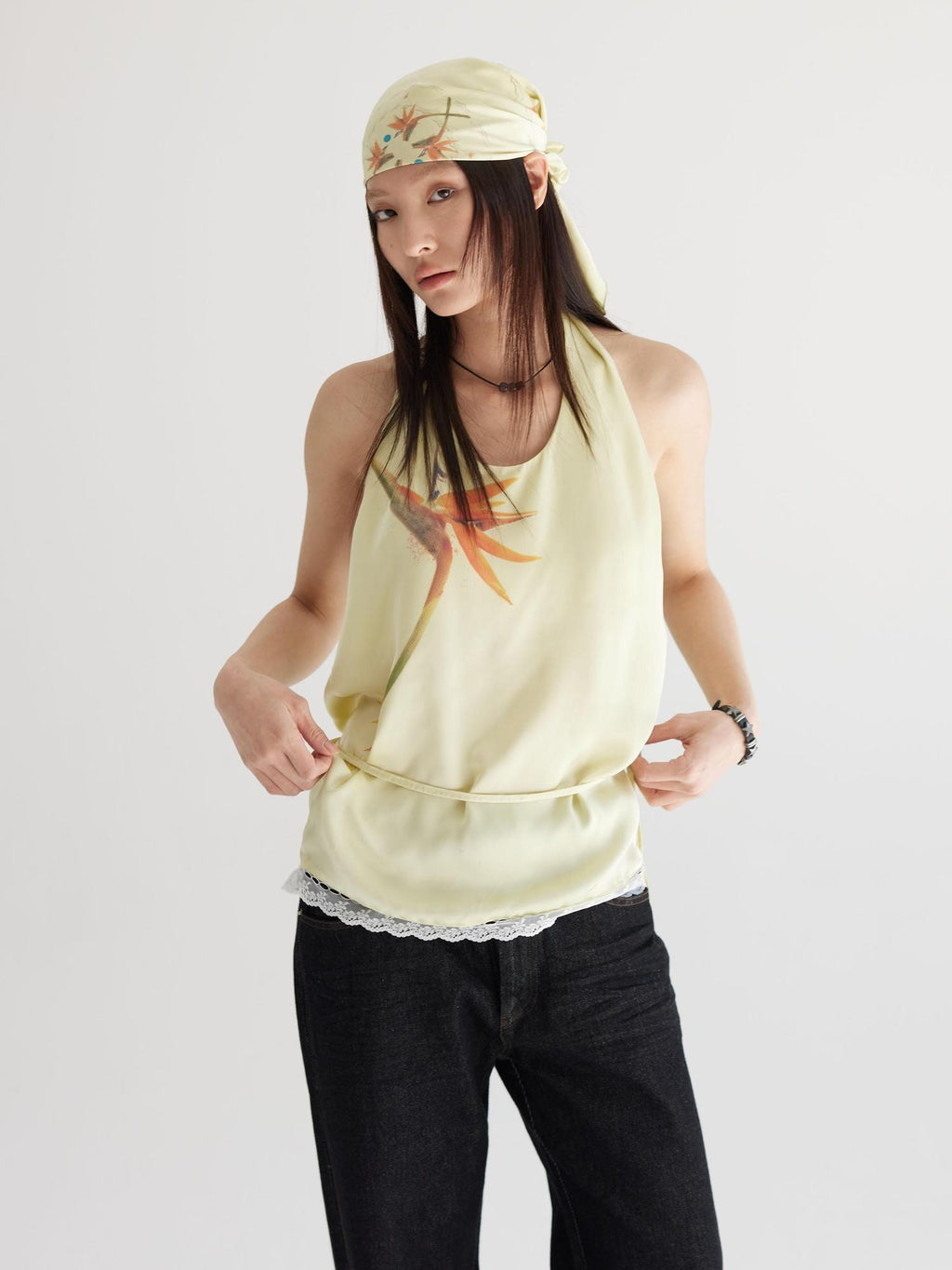 THELIGHT OFFICIAL Pale Yellow Printed Lace Tie Back Halter Women's Polyester Camisoles