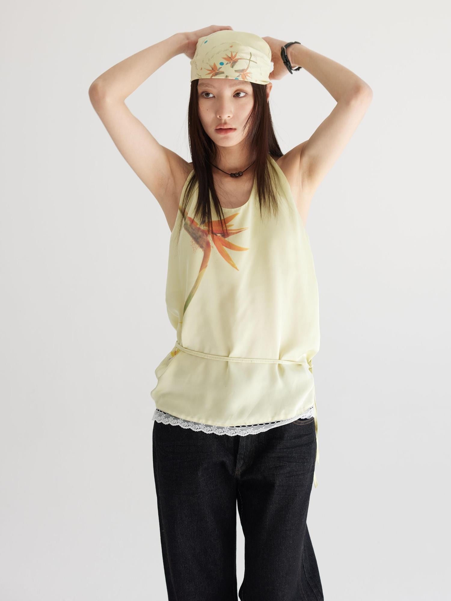 THELIGHT OFFICIAL Pale Yellow Printed Lace Tie Back Halter Women's Polyester Camisoles