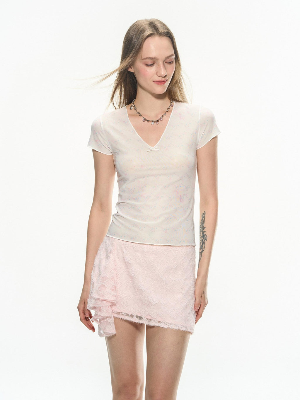 THELIGHT OFFICIAL Pink Printed Tonal Plunge V-neck Women's Polyester Short Sleeve T-shirts