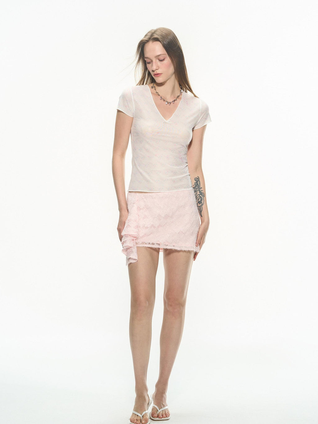 THELIGHT OFFICIAL Pink Printed Tonal Plunge V-neck Women's Polyester Short Sleeve T-shirts