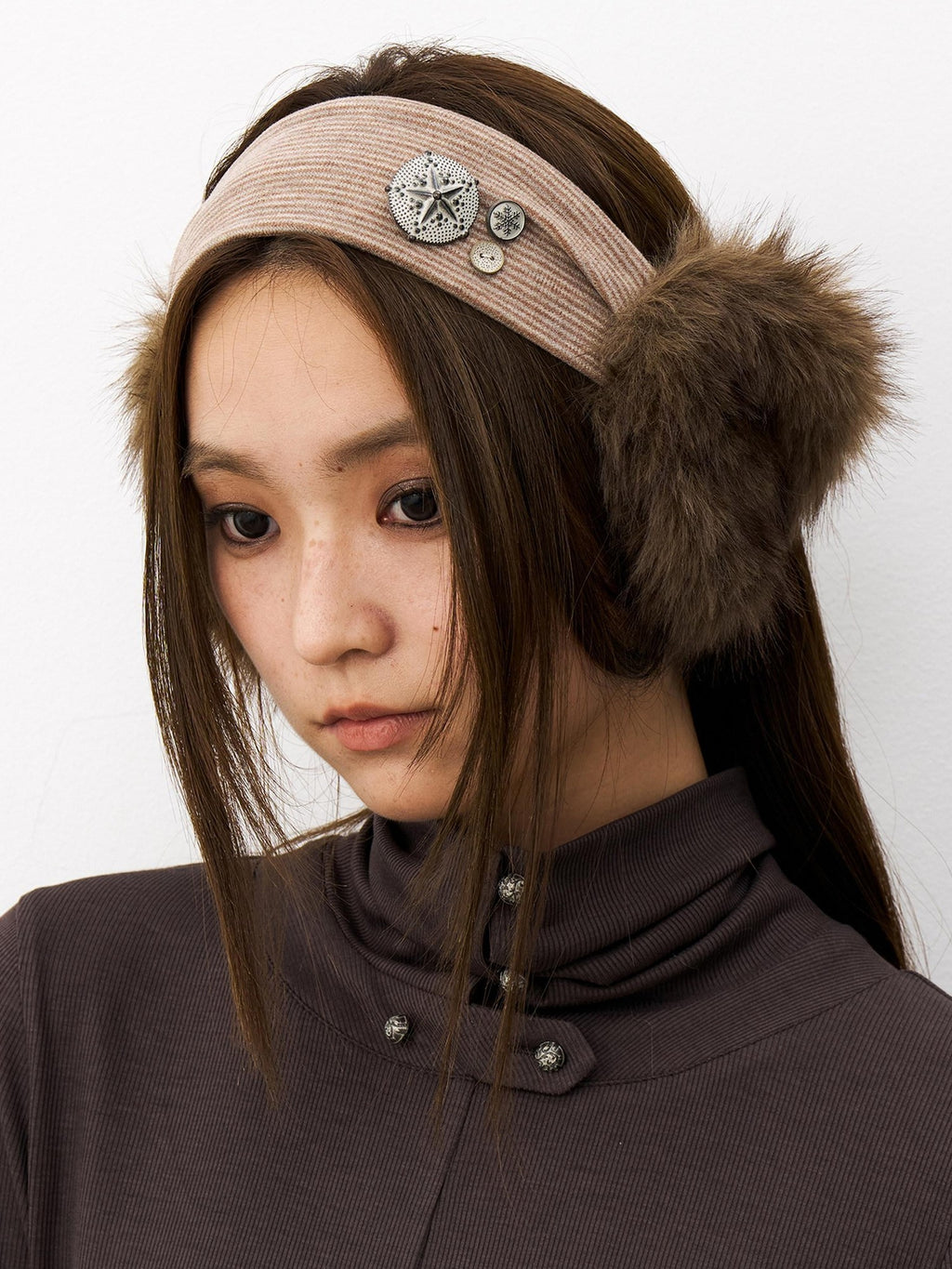 THELIGHT OFFICIAL Plush Vintage Button Detail Ear Muffs Headband Women's Plush Hats