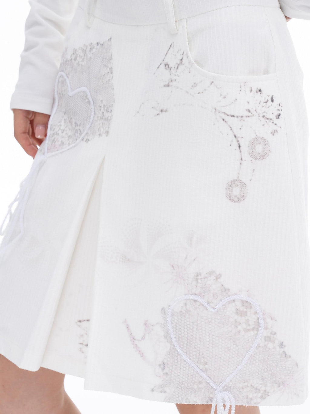 THELIGHT OFFICIAL Pure White Heart Embroidered Print 3d A Line Women's Cotton Modal Mini Skirts