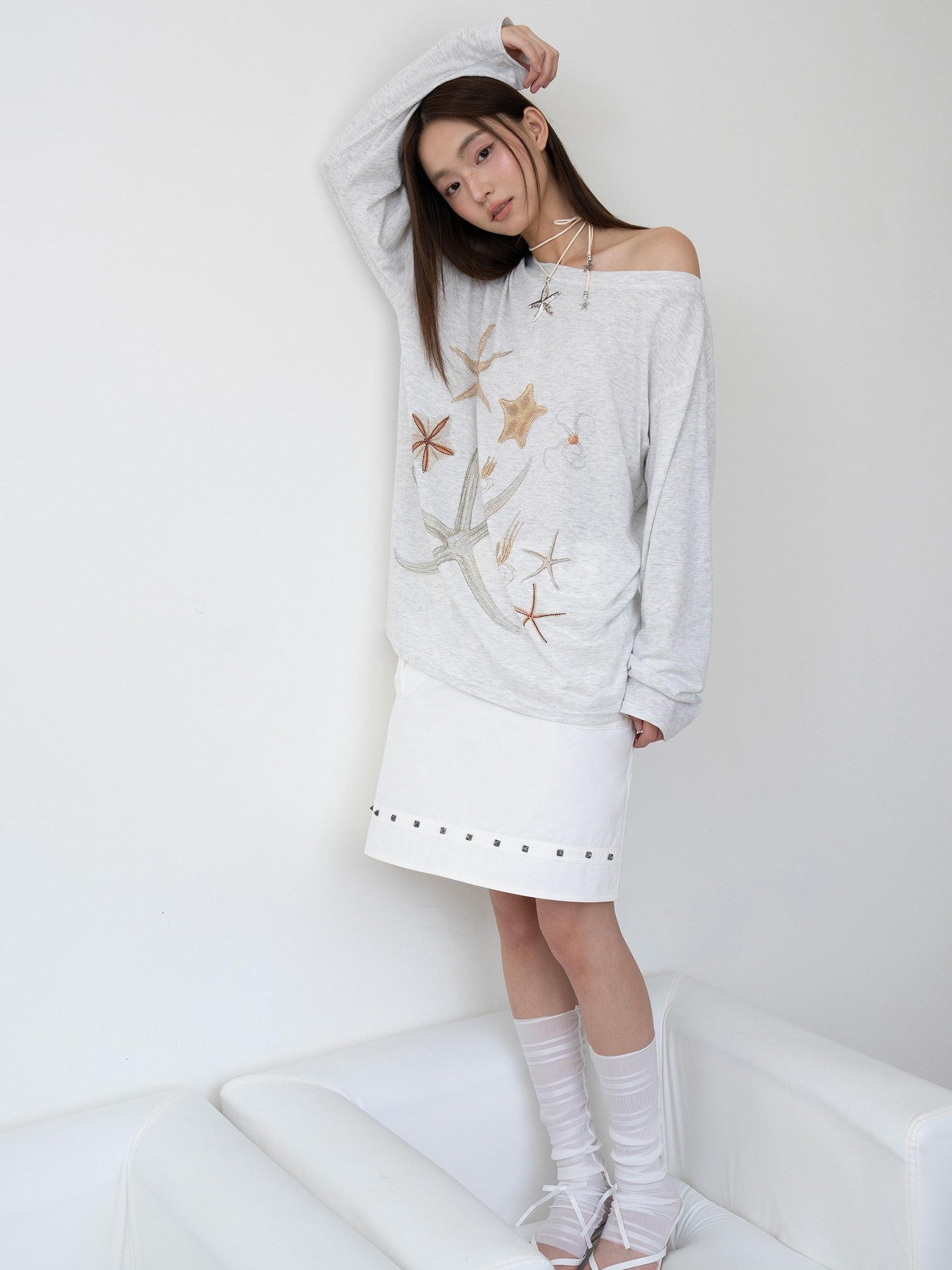 THELIGHT OFFICIAL Starfish Rhinestone Asymmetric Neck Women's Tencel Cotton Long Sleeve T-shirts
