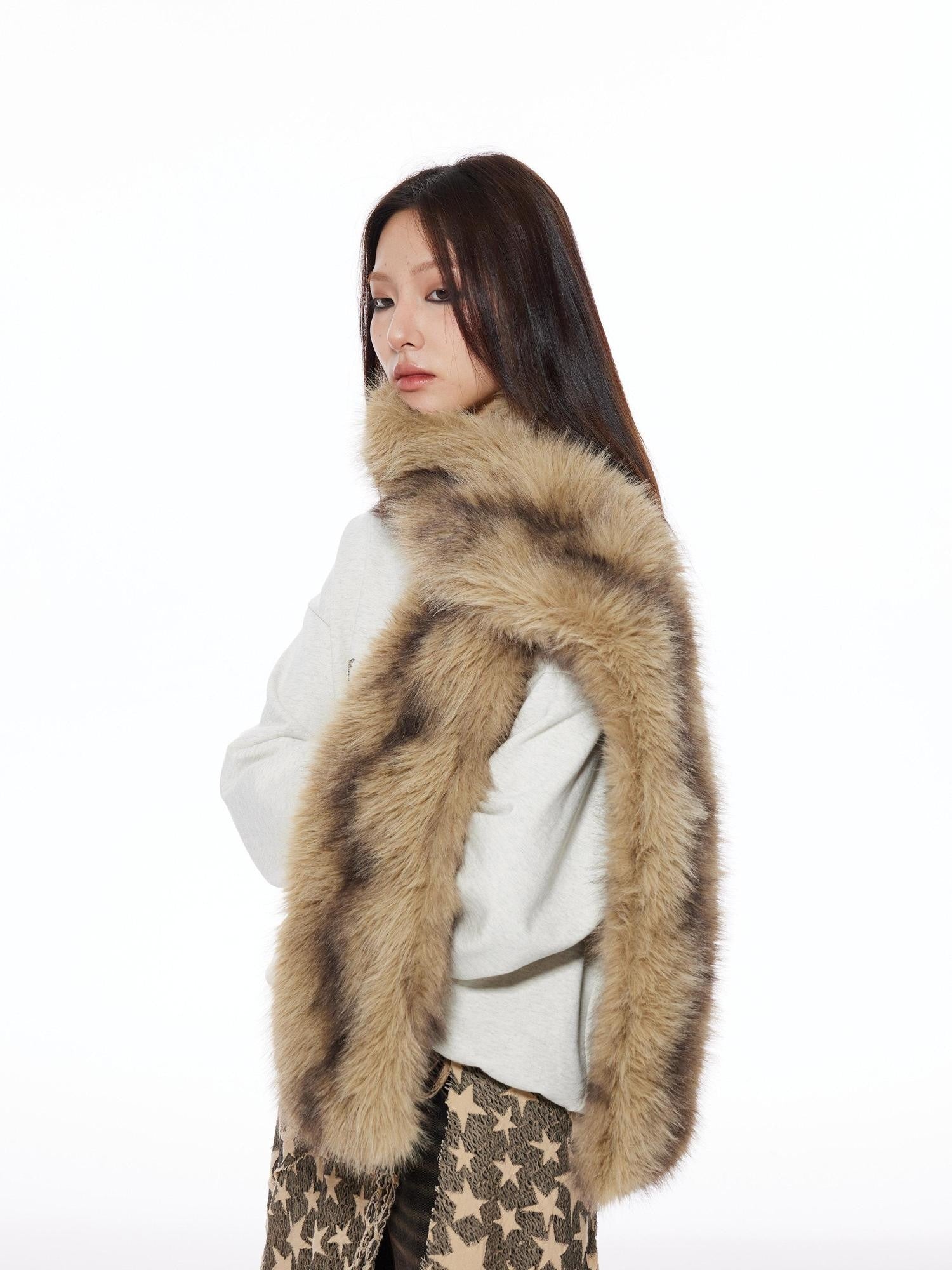 THELIGHT OFFICIAL Vintage Plush Animal Print Double Sided Women's Faux Fur Scarves & Shawls