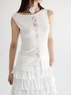 THELIGHT OFFICIAL White Asymmetric Shoulder Fur Patchwork Women's Lyocell Blend Tank Tops