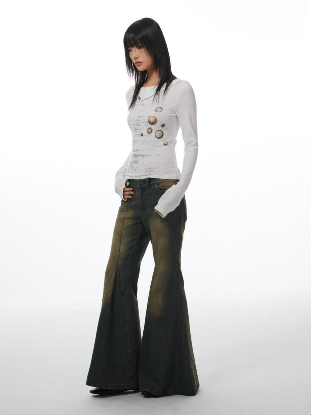 THELIGHT OFFICIAL White Button Print Stitched Round Neck Women's Cotton Long Sleeve T-shirts