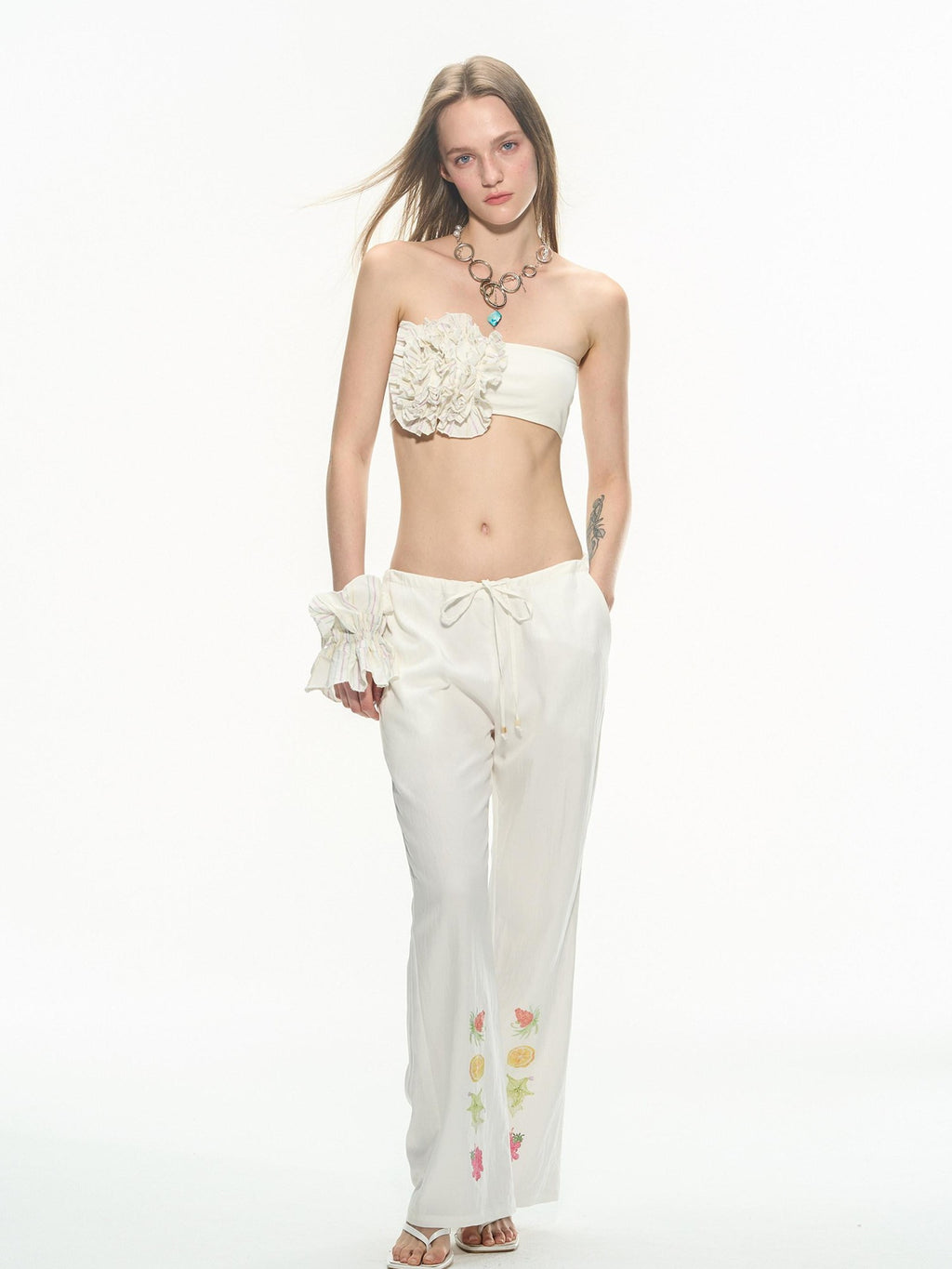 THELIGHT OFFICIAL White Fruit Print Pocket Elastic Waist Straight Loose Women's Polyester Chinos