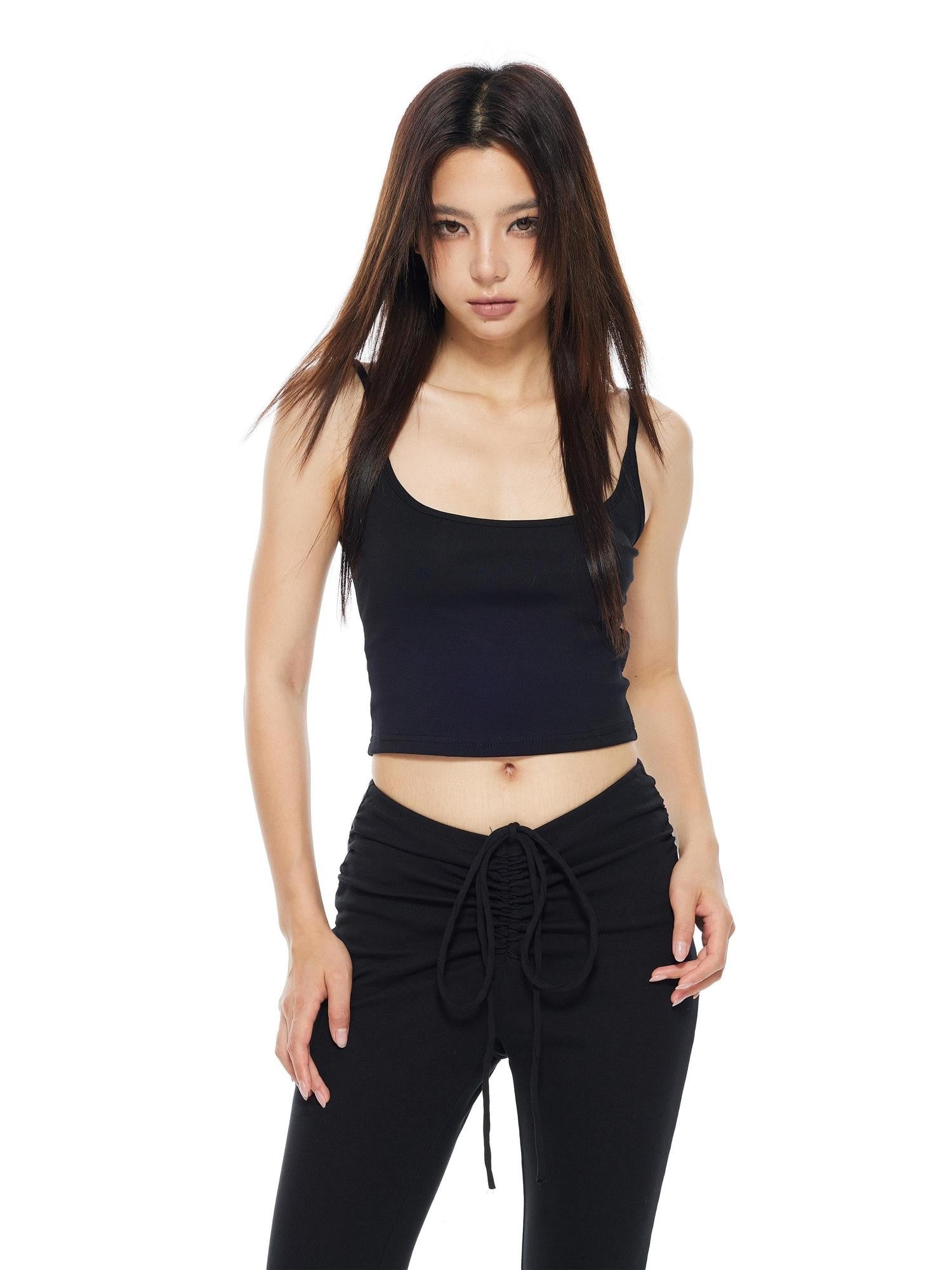 THELIGHT OFFICIAL Yellow Solid Cropped Spaghetti Strap Women's Cotton Spandex Camisoles