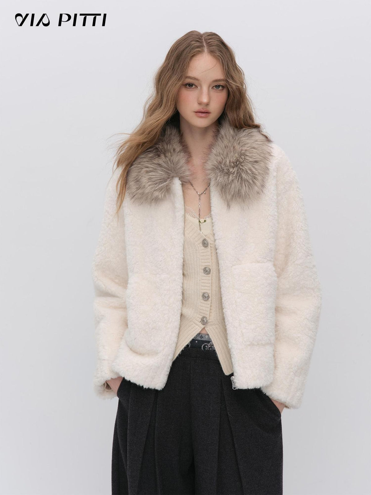 ViaPitti Faux Fur Trim Color Block Fleece Women's Polyester Short Coats