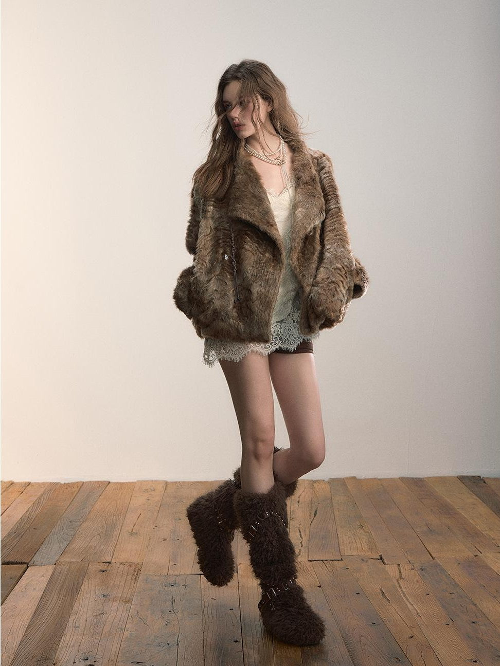 ViaPitti Textured Oversized Lapel Faux Fur Women's Short Coats