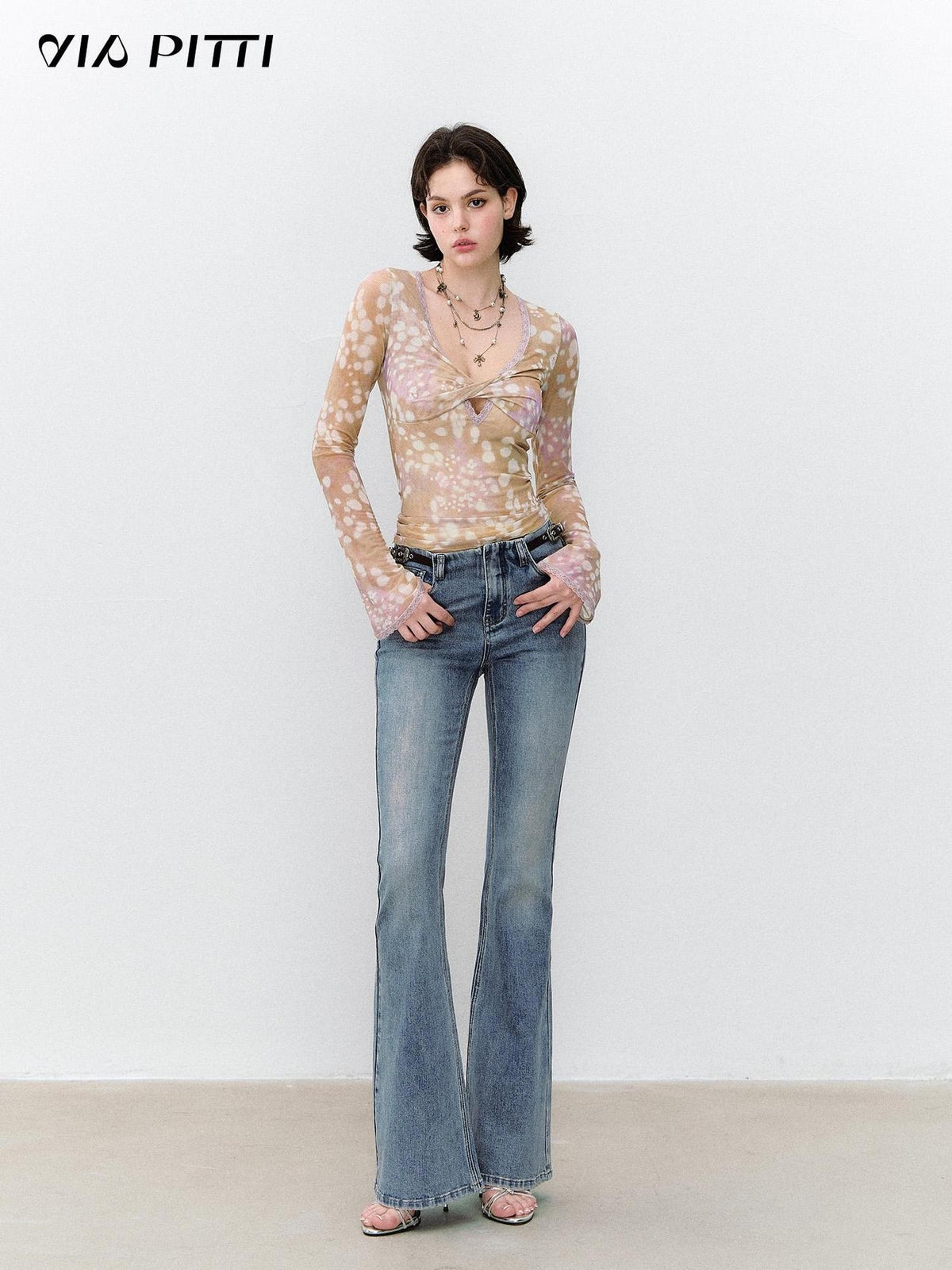 ViaPitti Vintage Wash Color Block Adjustable Leather Tab Women's Cotton Flare Jeans