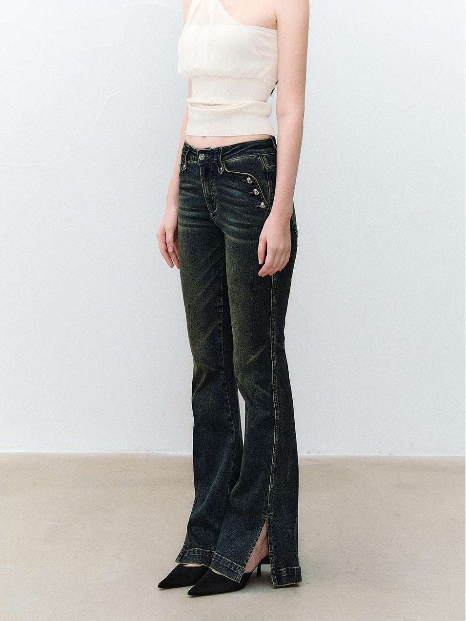 ViaPitti Vintage Wash Heart Button Slit Women's Cotton Flare Jeans