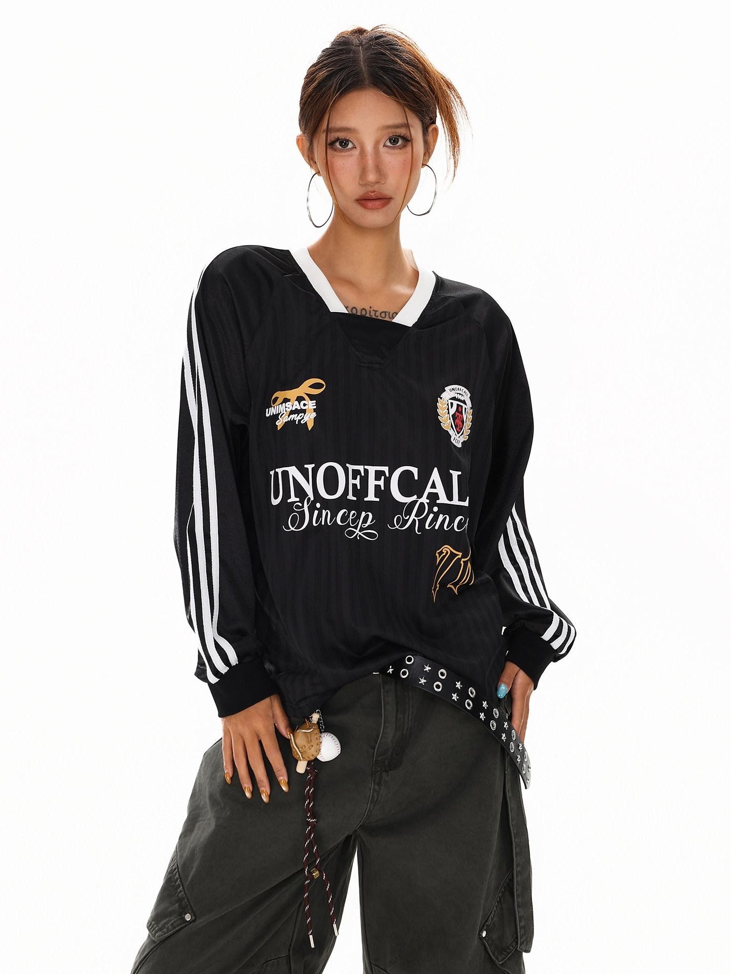 XPKAEAX Badge Letter Print V-neck Women's Breathable Long Sleeve T-shirts