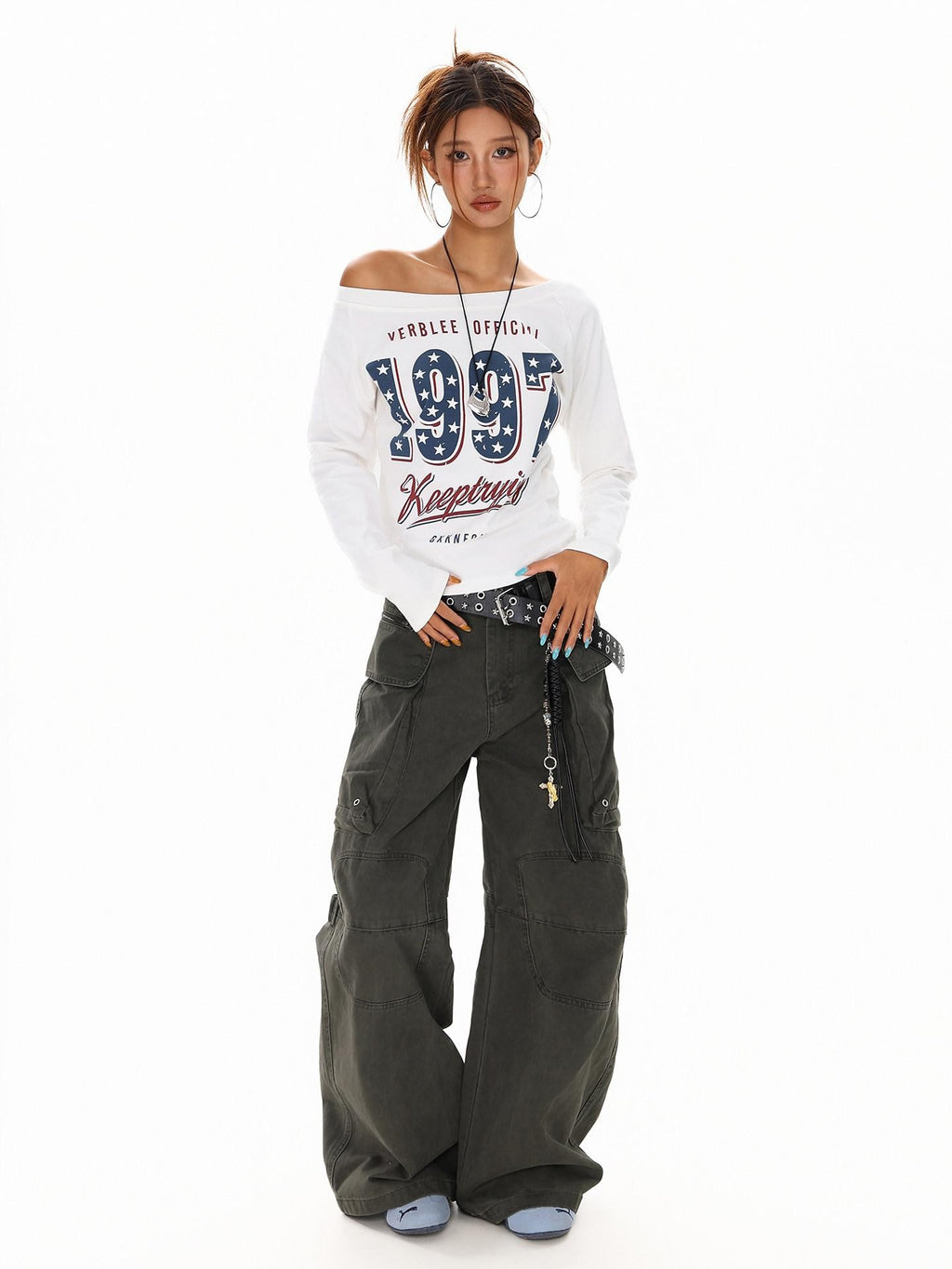 XPKAEAX Black White Letter Print Asymmetric One Shoulder Women's Long Sleeve T-shirts