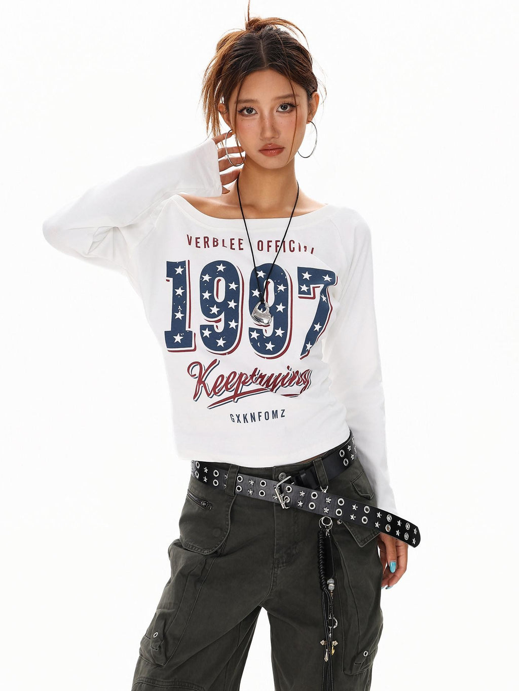 XPKAEAX Black White Letter Print Asymmetric One Shoulder Women's Long Sleeve T-shirts
