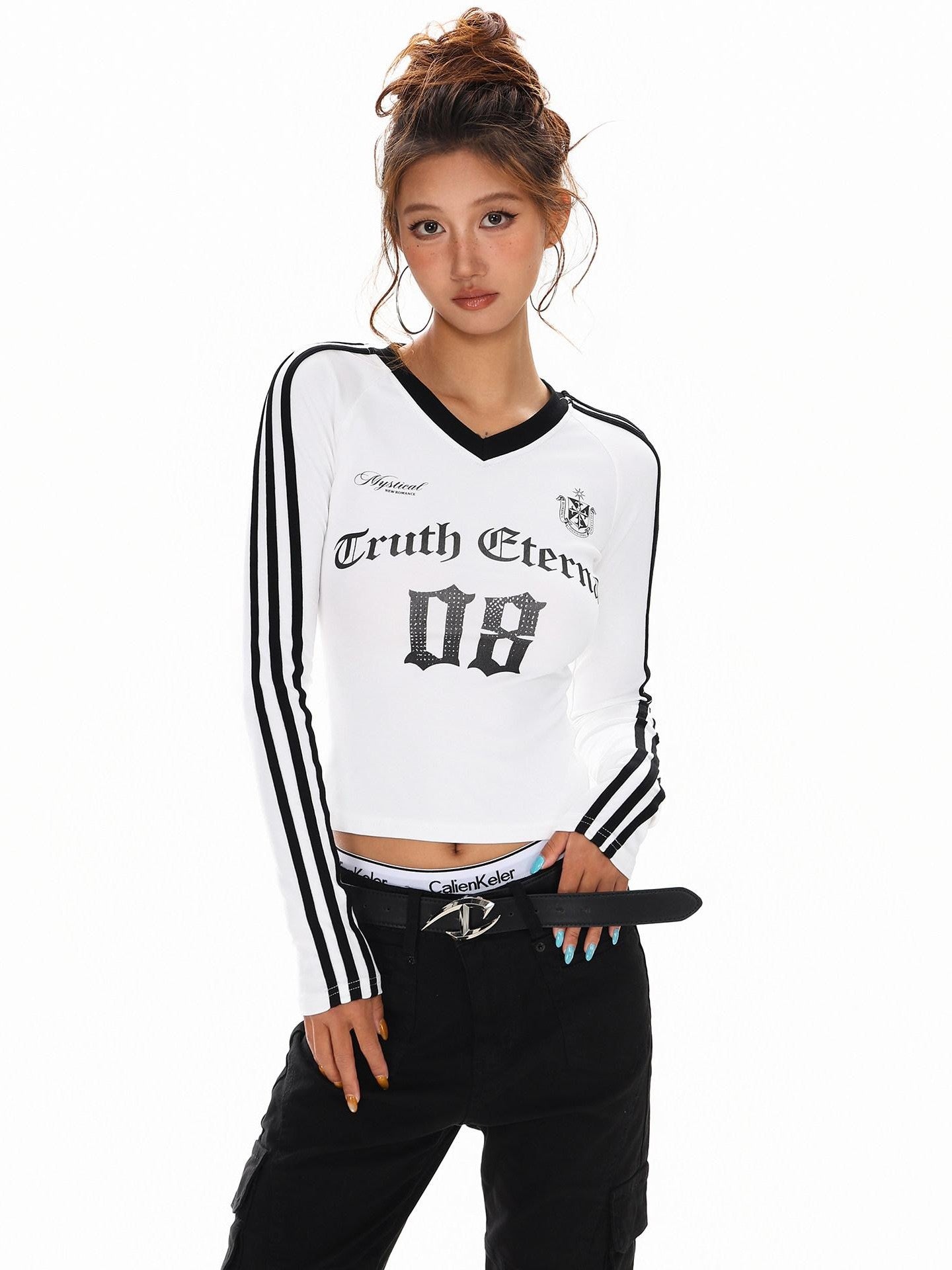 XPKAEAX Cropped Three Stripe Letter Print V-neck Slim Women's Long Sleeve T-shirts