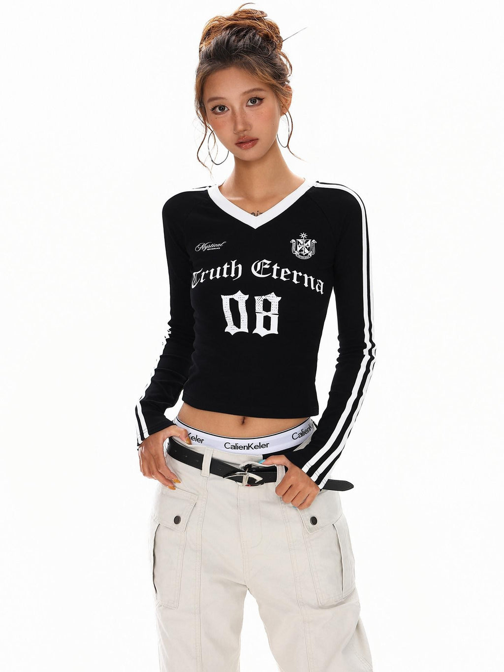 XPKAEAX Cropped Three Stripe Letter Print V-neck Slim Women's Long Sleeve T-shirts