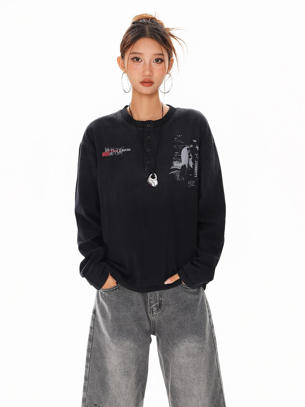 XPKAEAX Letter Print Washed Distressed Relaxed Crew Neck Women's Long Sleeve T-shirts